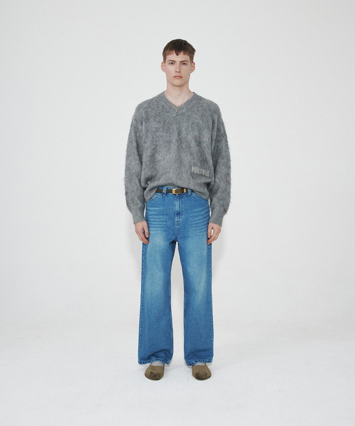 호이테(HEUTE) HET MOHAIR V NECK KNIT (CHARCOAL)
