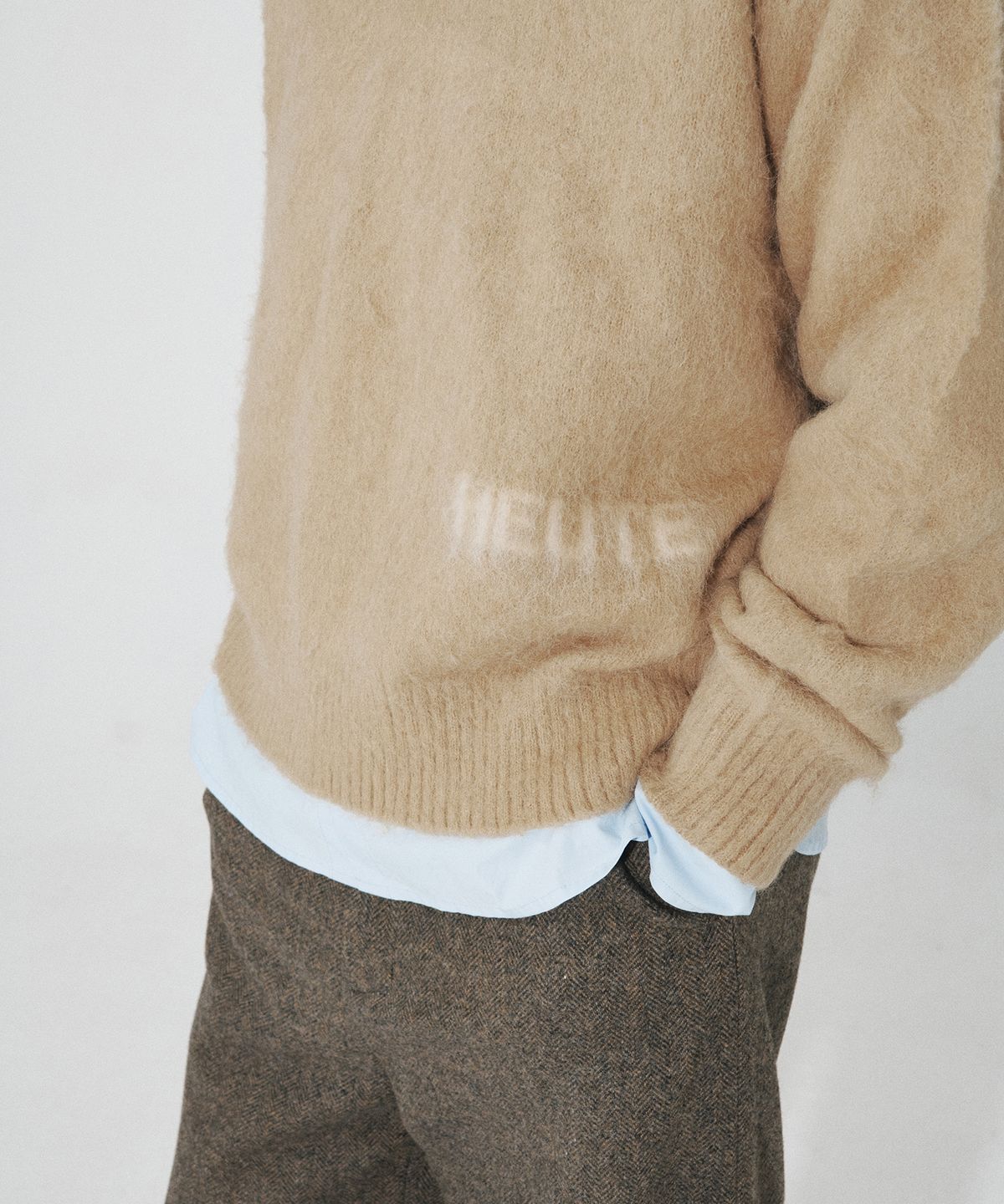 호이테(HEUTE) HET MOHAIR V NECK KNIT (BEIGE)