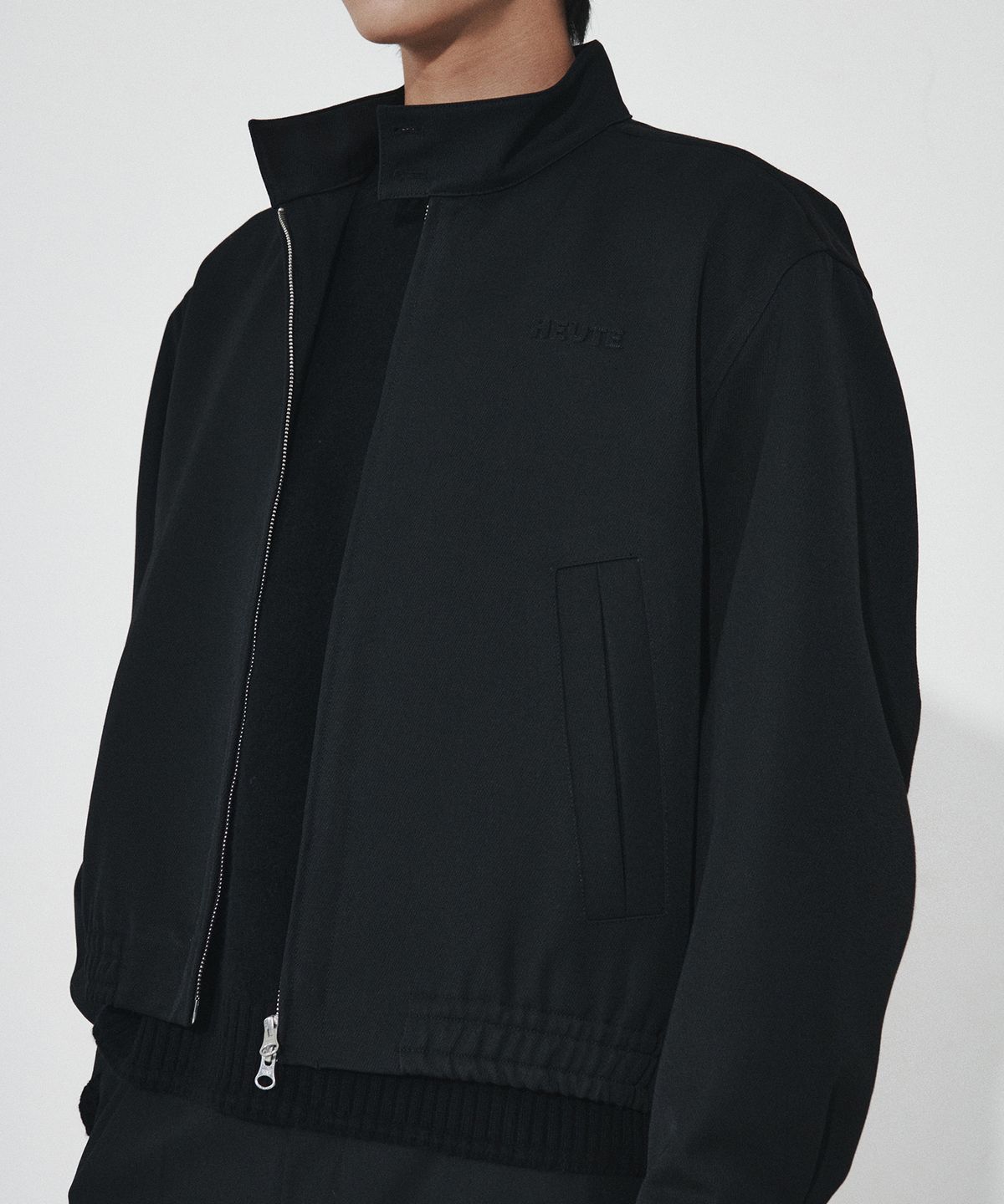 호이테(HEUTE) WOOL HARRINGTON JACKET (BLACK)