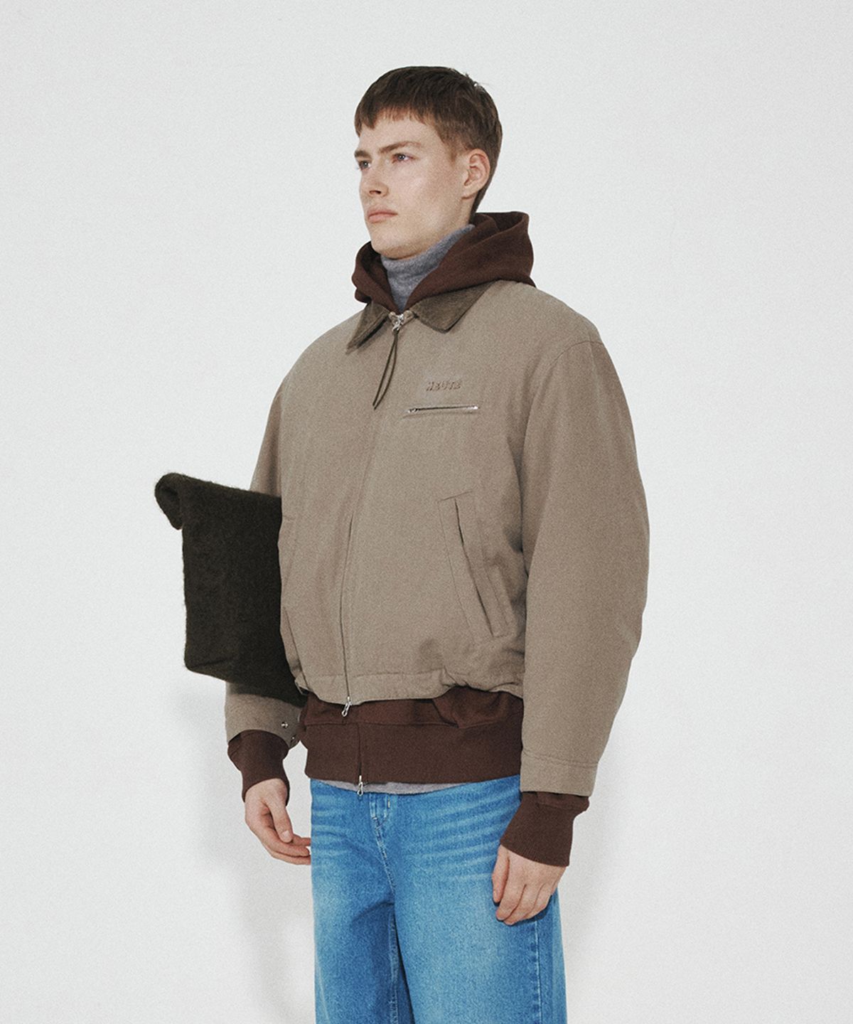 호이테(HEUTE) HET PADDED WORK JACKET (LIGHT KHAKI)