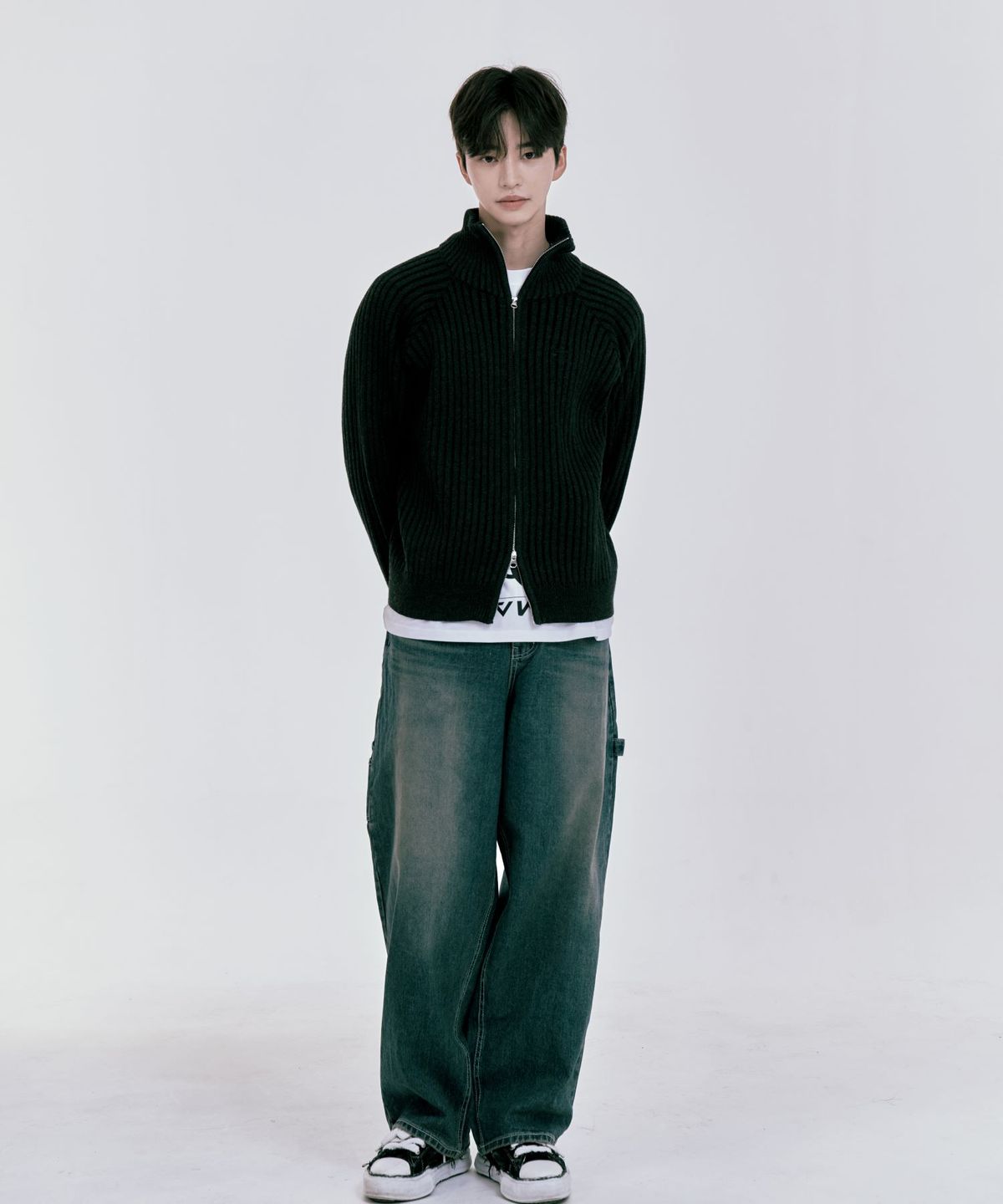 본챔스(BORN CHAMPS) TWO TONE KNIT ZIP-UP B23FT18BK