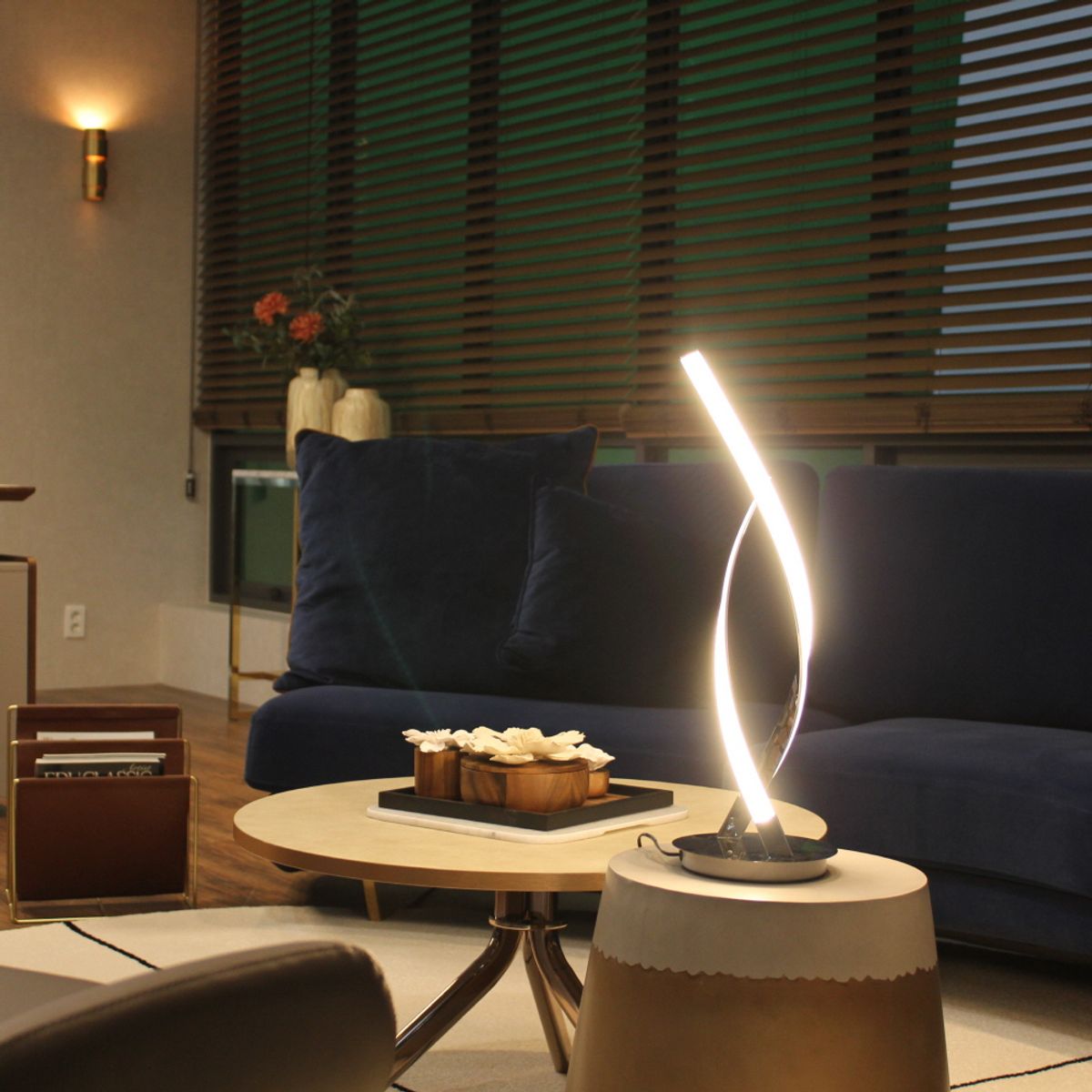 아르케(ARCHE) ARCHE 크로체 오브제 LED 테이블 램프 무드등 인테리어 조명