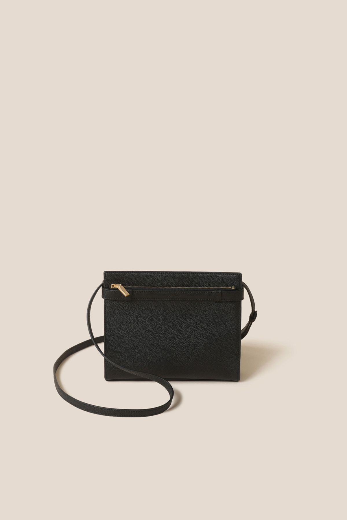 쿠론(COURONNE) Facade Noa Cross 20 (Black)_RCBRX24645BKX