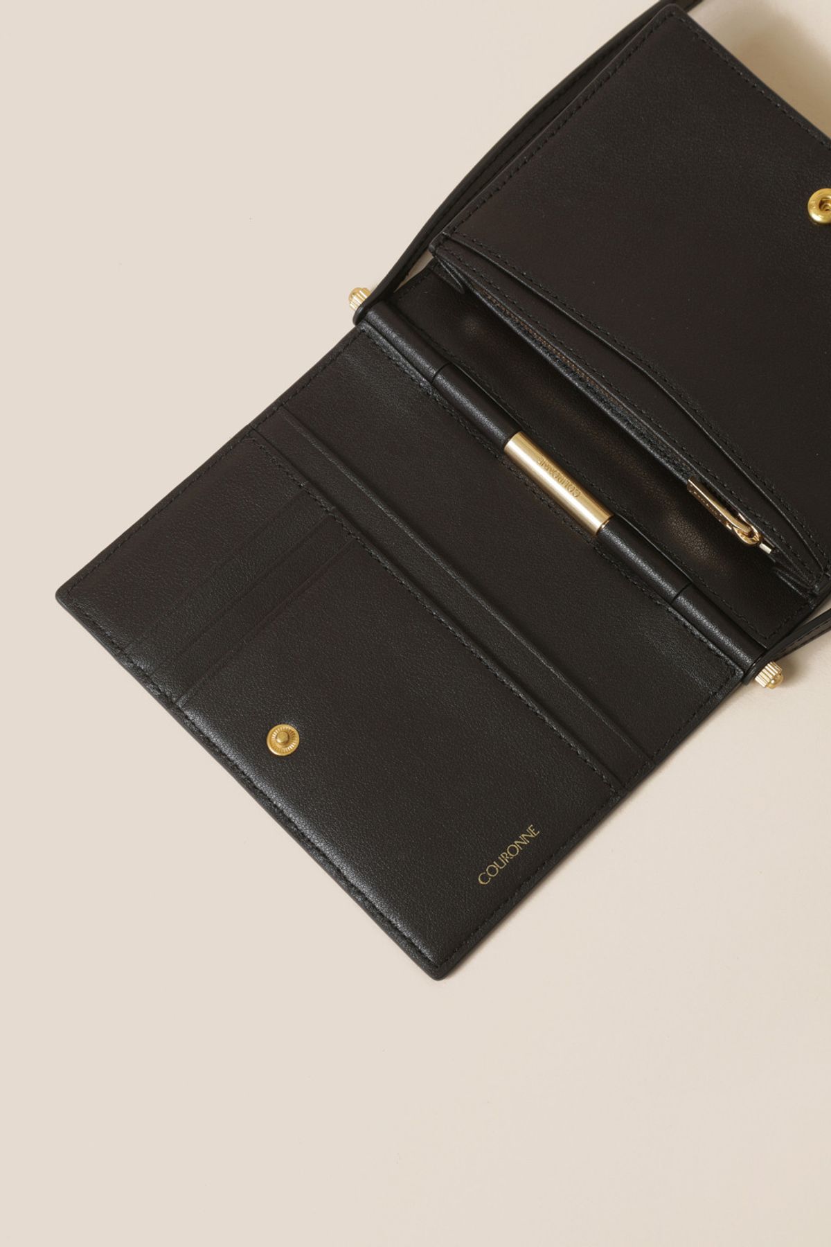 쿠론(COURONNE) Mael Passport Wallet (Brown)_RCWGX24643BRD