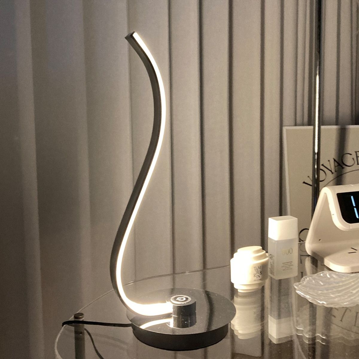 아르케(ARCHE) ARCHE 리네 오브제 LED 테이블 램프 무드등 인테리어 조명