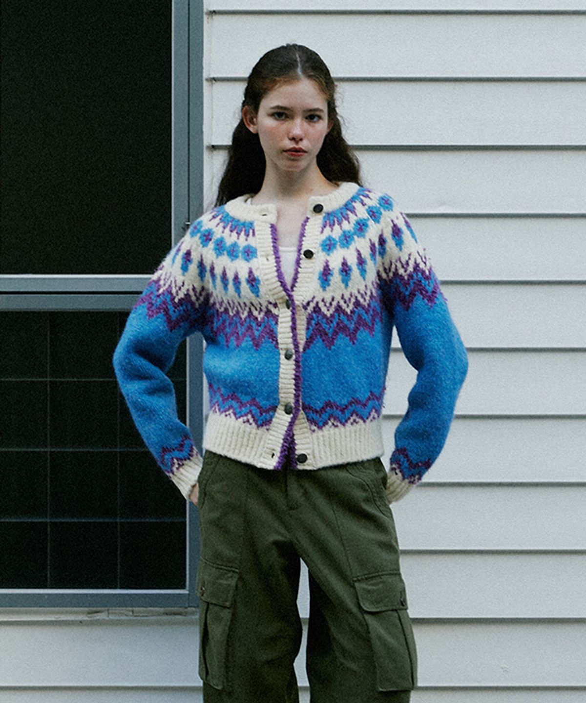 그린버터(GREENBUTTER) Boucle Nordic Cardigan (L/Blue)