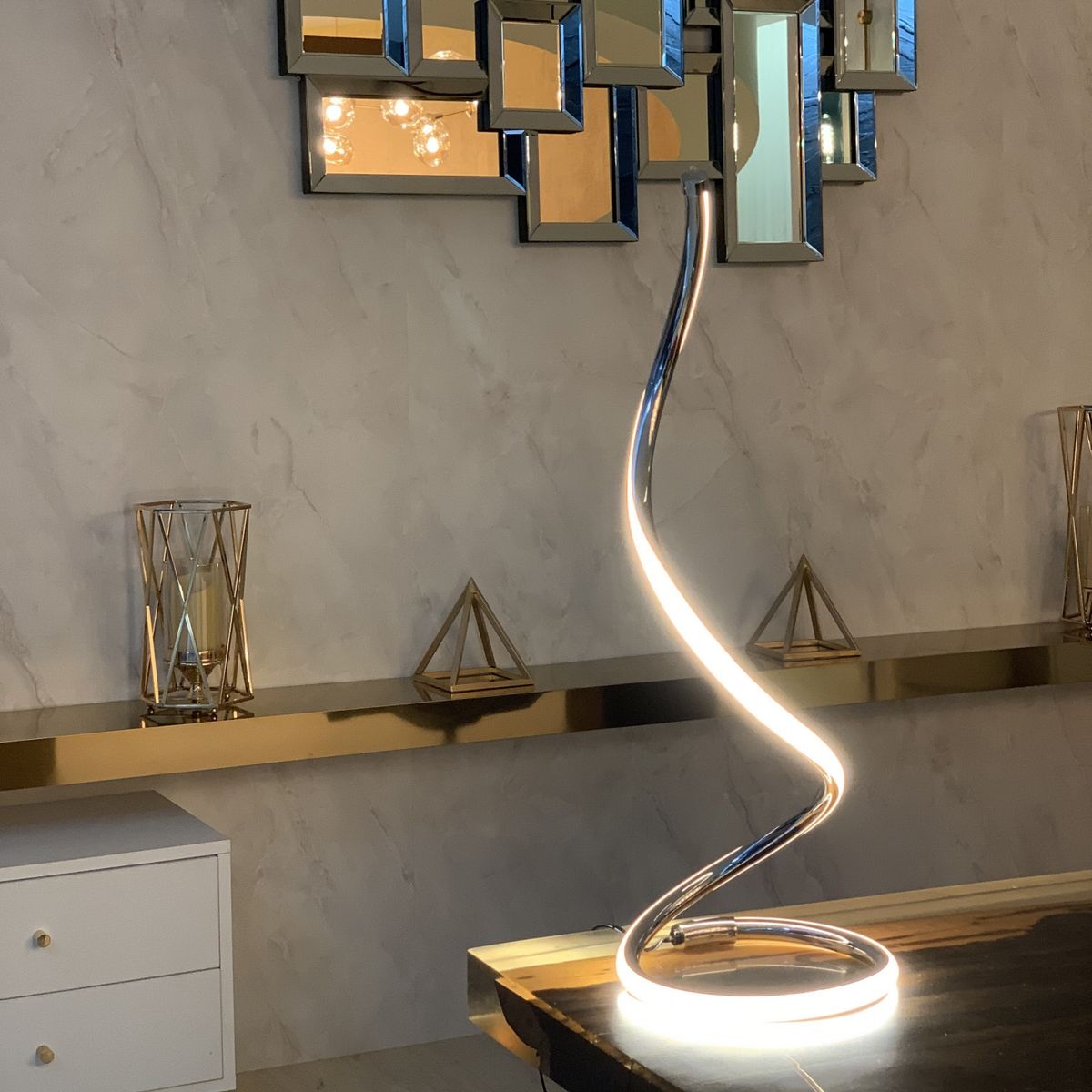 아르케(ARCHE) ARCHE 오로라 오브제 LED 테이블 램프 무드등 인테리어 조명