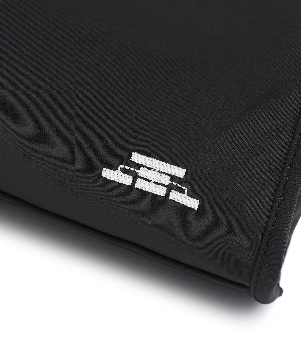 나이스고스트클럽(NICEGHOSTCLUB) FFATS MINI GARMENT BAG_BLACK(NG2EFUAB45A)