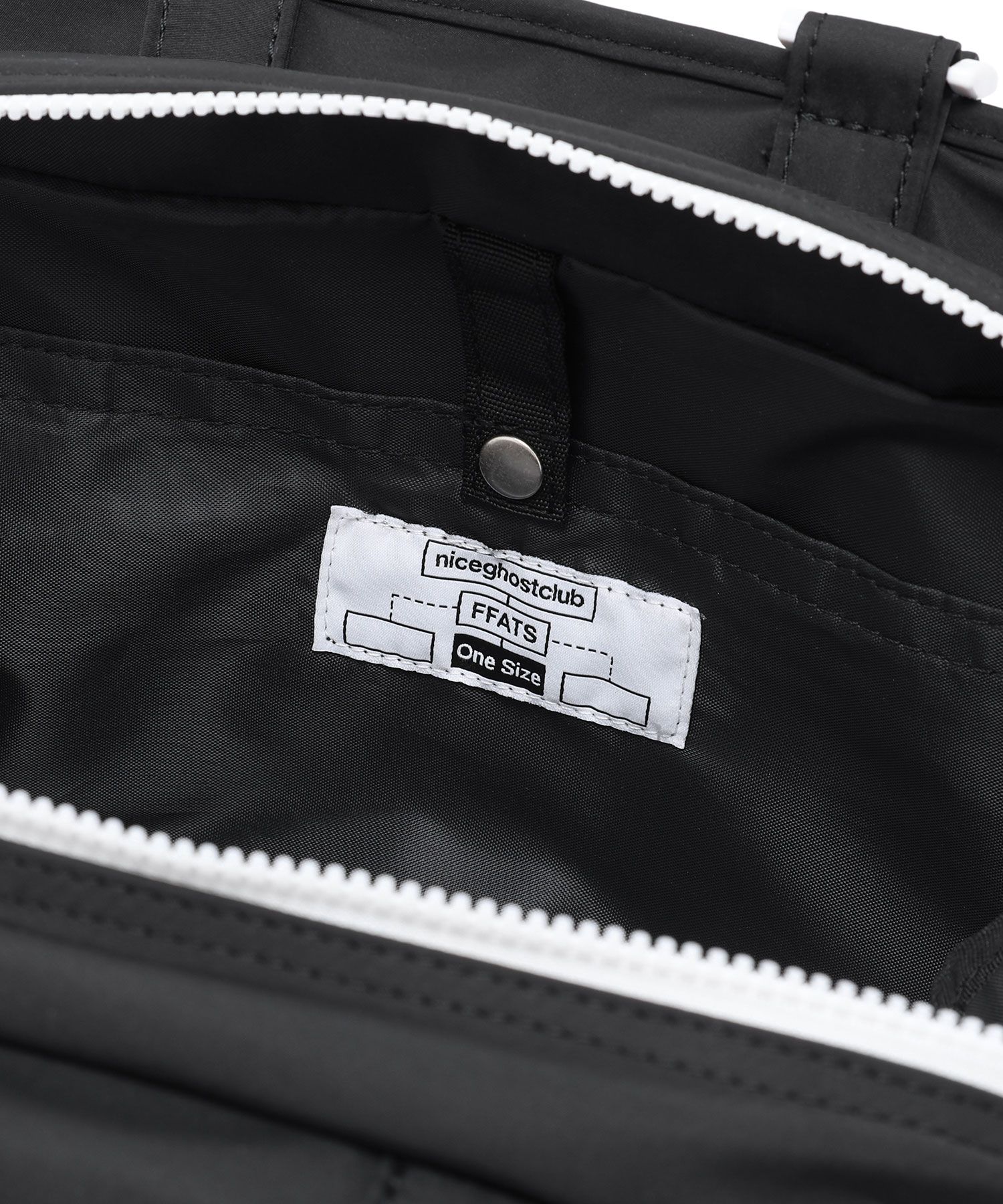 トートバッグ [NICEGHOSTCLUB]FFATS BAGUETTE BAG_BLACK(NG2EMUAB49A) MUSINSA | NICE GHOST CLUB FFATS BAGUETTE BAG_WHITE(NG2EMUAB49A)