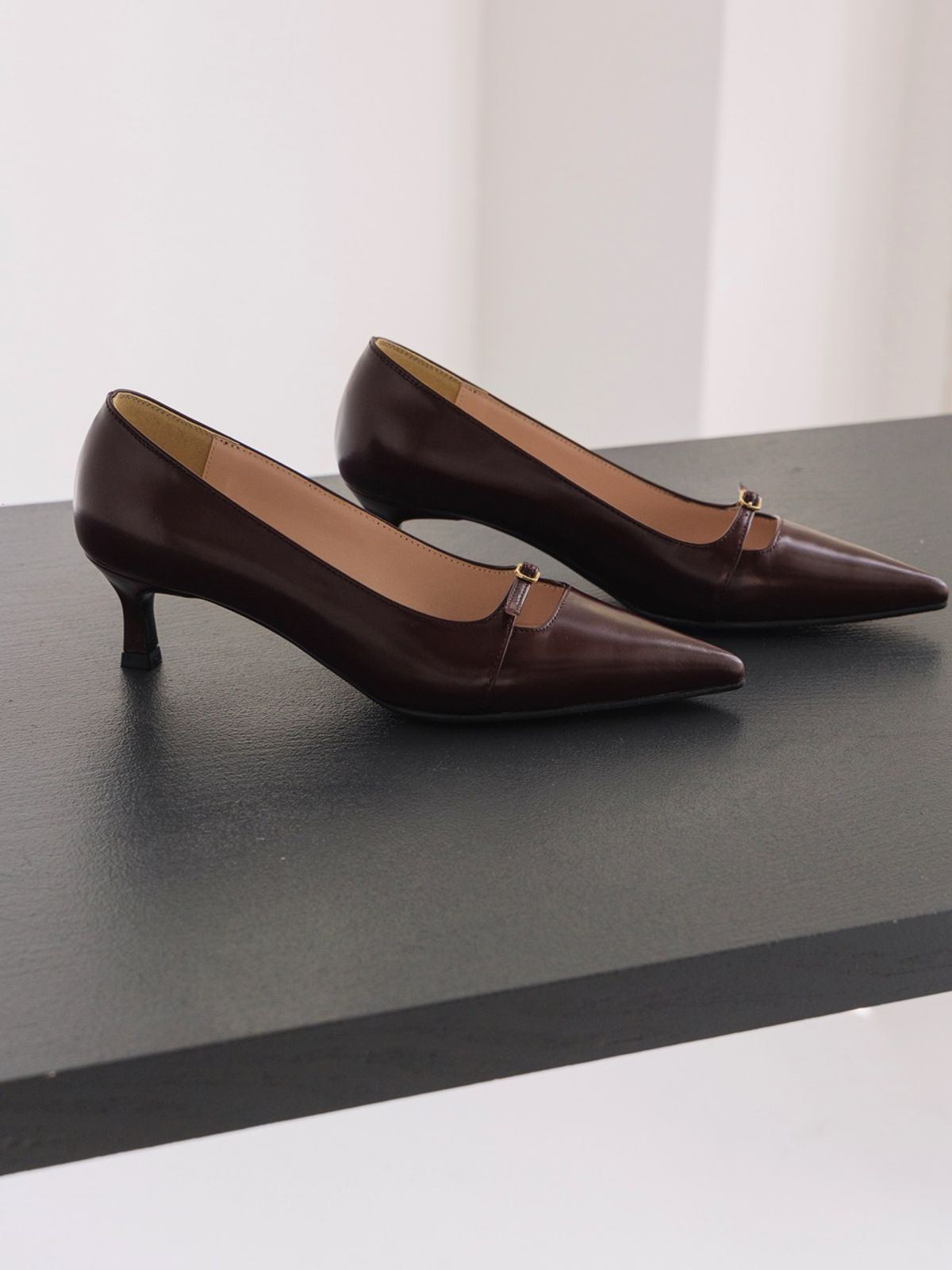 쥬다르(JEU DART) jane gold pumps wine