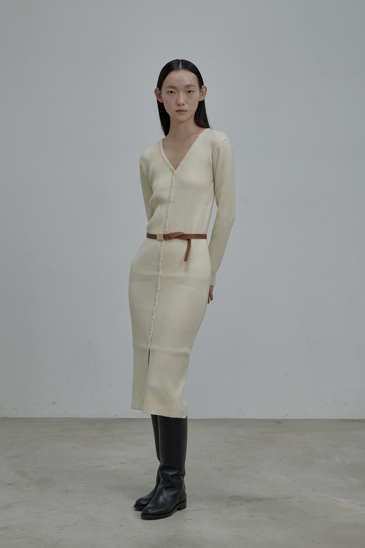 마우솔레움(MAU SOLEUM) Leone Knit Dress - Cream