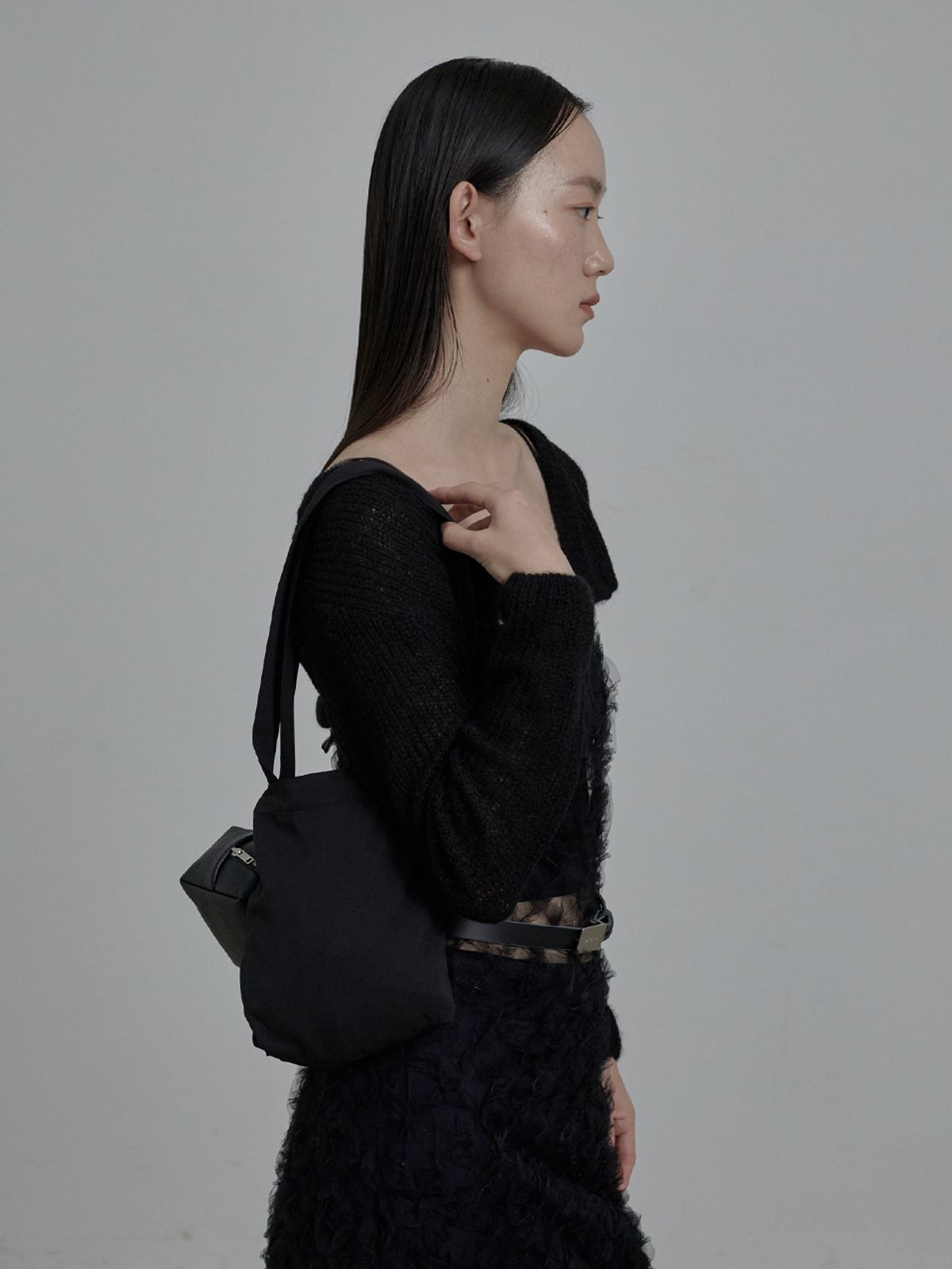 마우솔레움(MAU SOLEUM) Lueur Knit Cropped Cardigan - Black