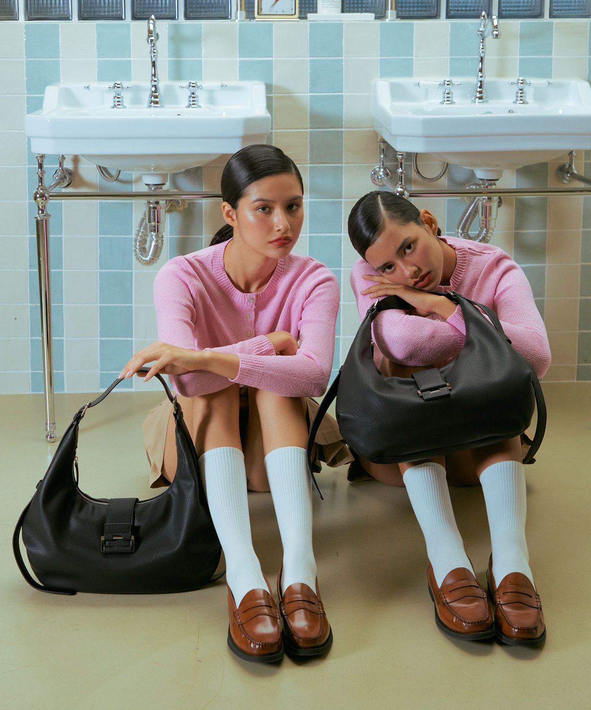 비비와이비(BBYB) 노체 라지 숄더백 (블랙)