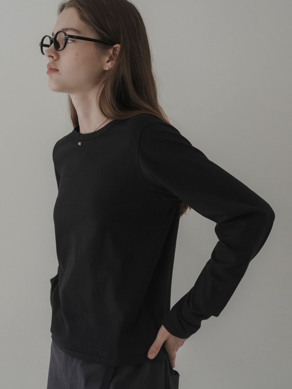 더미튼(THEMITTEN) Earl grey t-shirt (black)