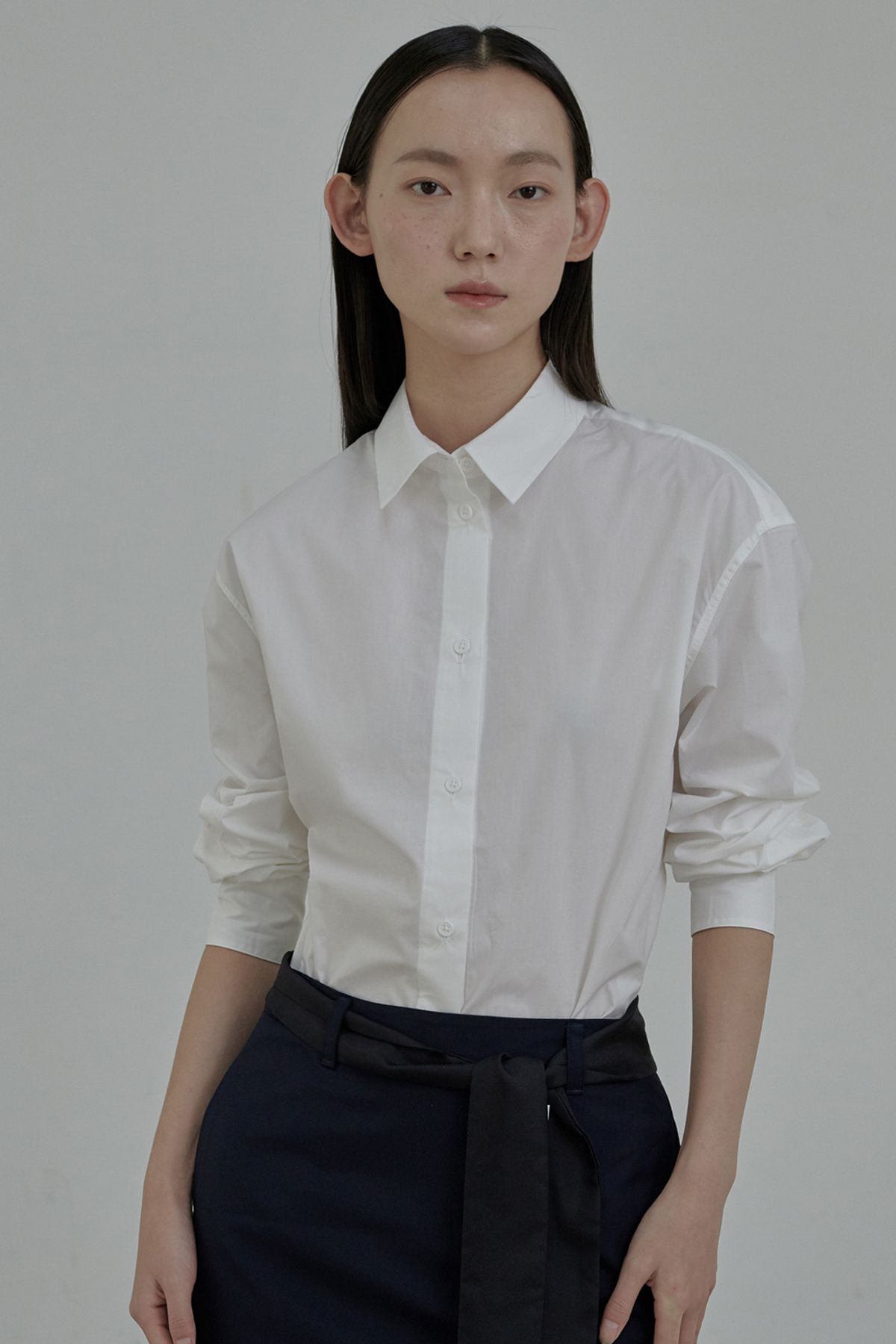마우솔레움(MAU SOLEUM) Ray Wide Shirt - White