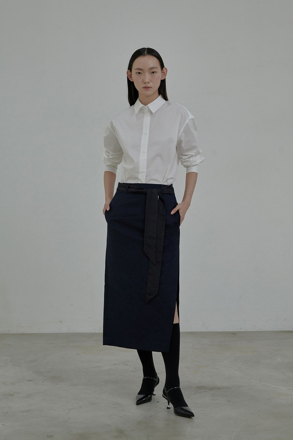 마우솔레움(MAU SOLEUM) Ray Wide Shirt - White