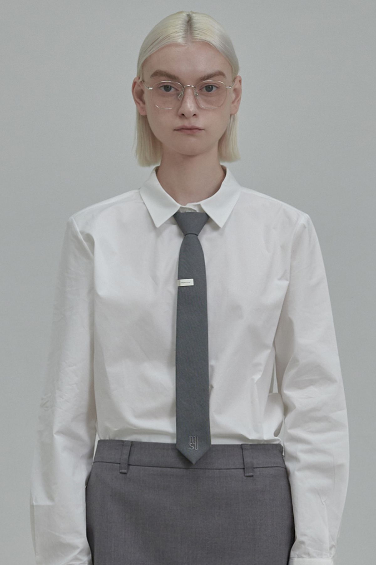 마우솔레움(MAU SOLEUM) Ray Semi Wide Shirt - White
