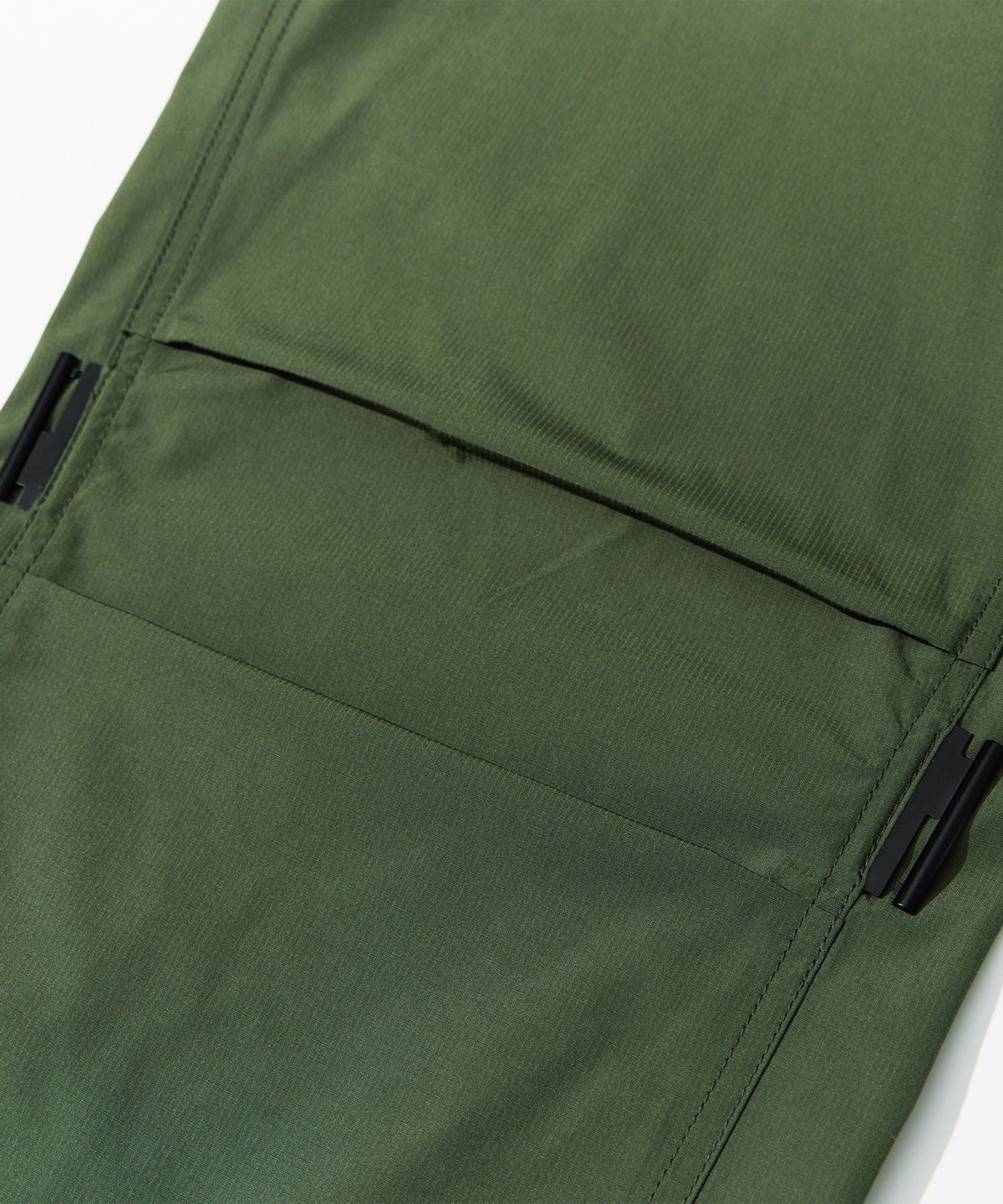 칼라파타르(KALAPATTHAR) Poly Cotton RIB Buckle Pants - KHAKI
