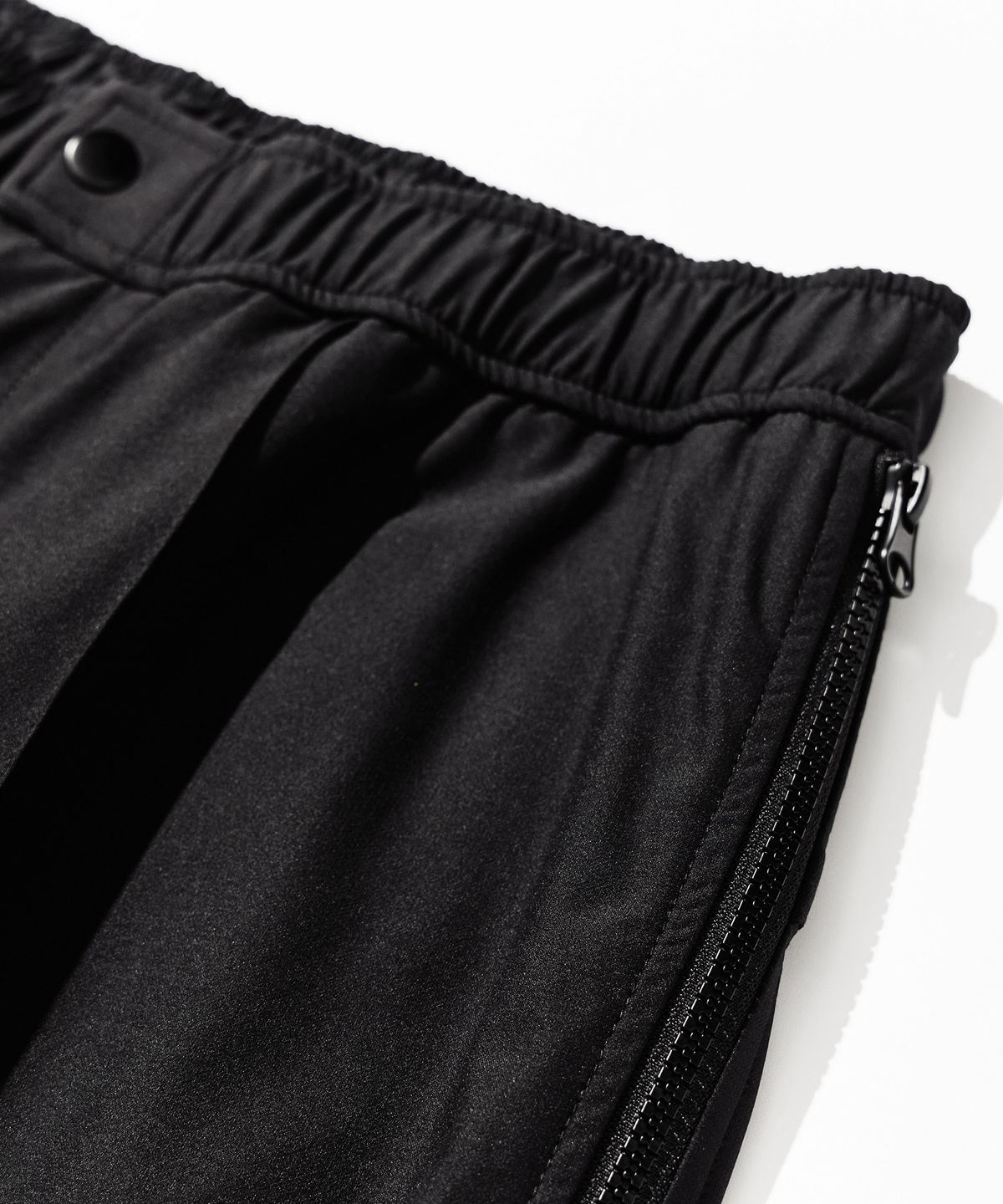 칼라파타르(KALAPATTHAR) Nylon Span 4 Way Zip Pants - BLACK