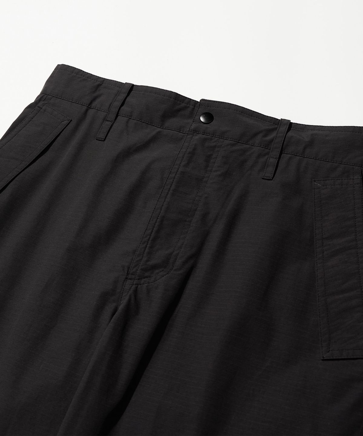 칼라파타르(KALAPATTHAR) Nylon RIB Ventilation Cargo Pants - BLACK