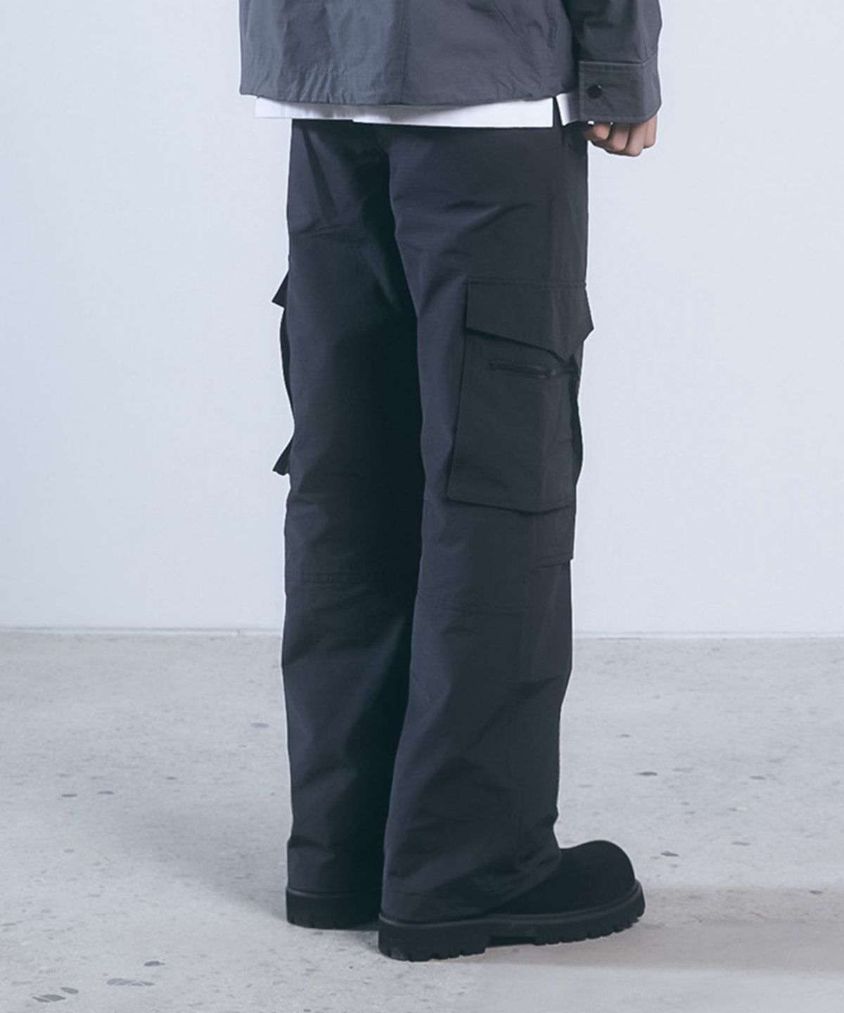 칼라파타르(KALAPATTHAR) Nylon RIB Ventilation Cargo Pants - BLACK