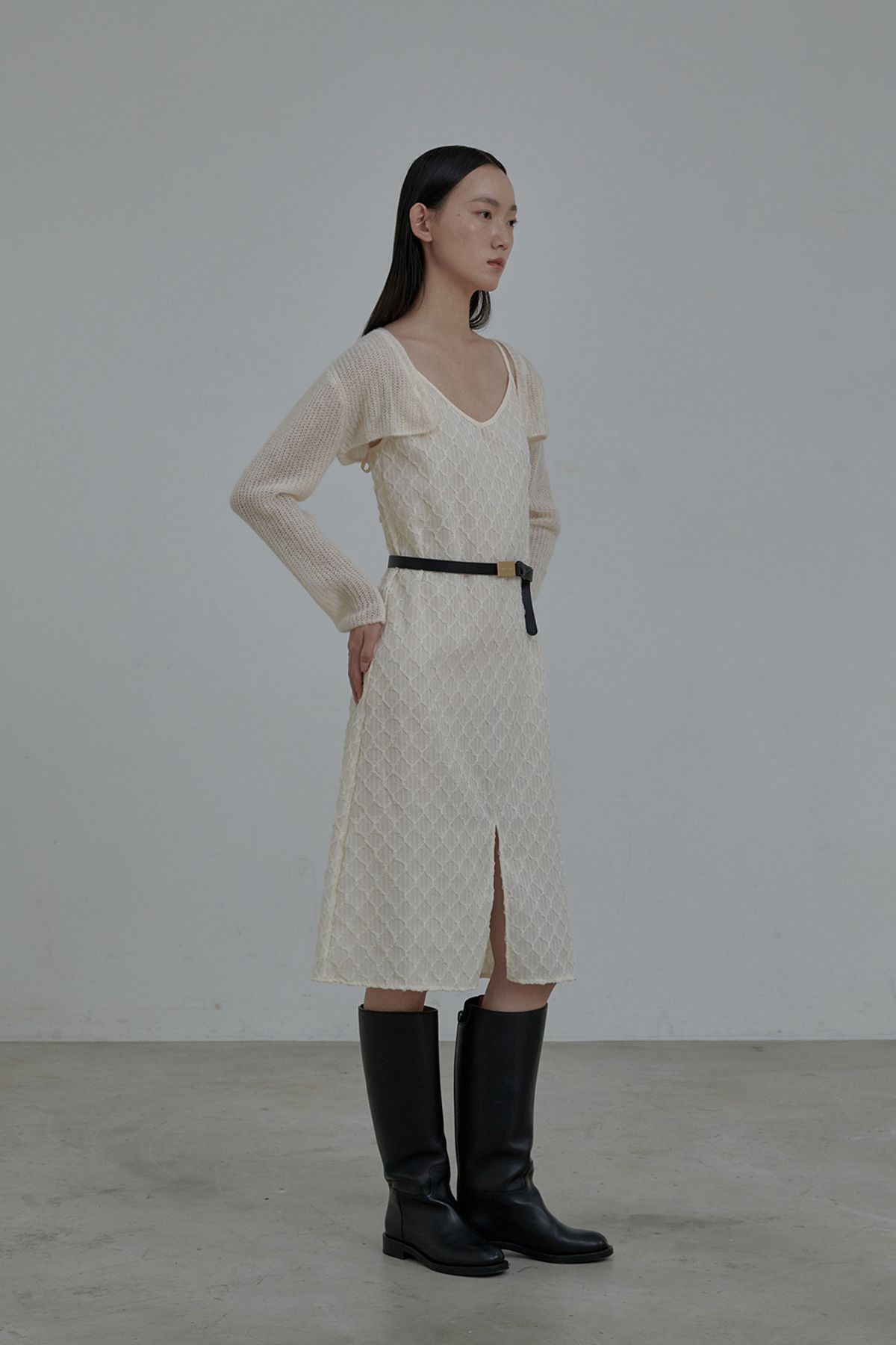 마우솔레움(MAU SOLEUM) Sue Slip Dress - Cream