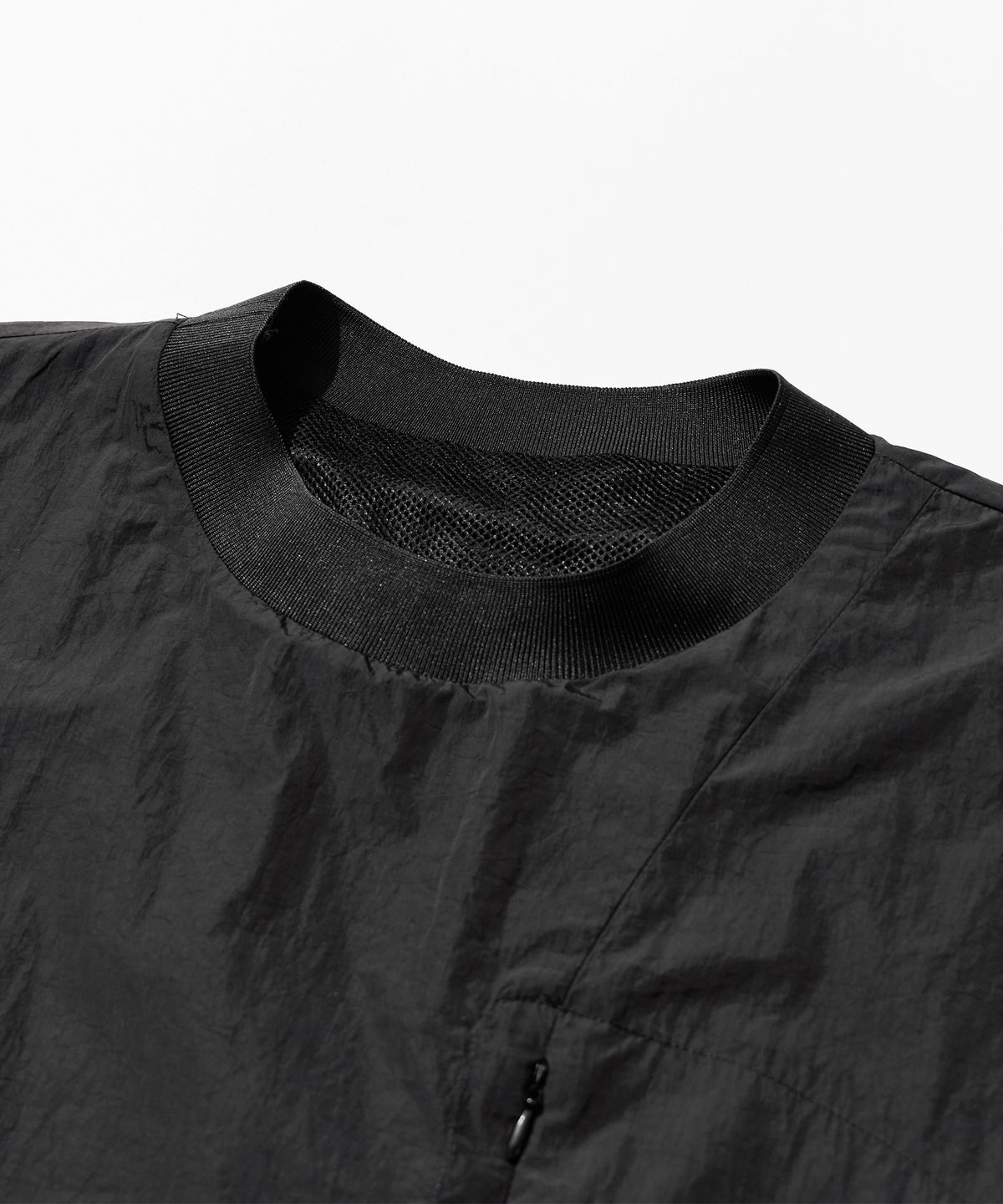 칼라파타르(KALAPATTHAR) Nylon Zip Pocket Round Shirt - GREY