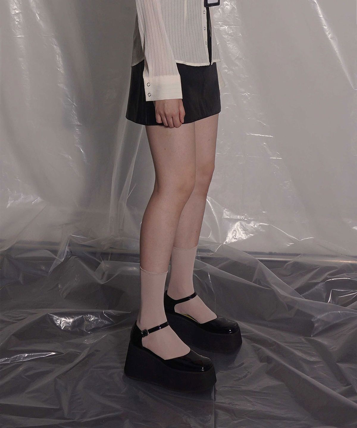 히헤(HIHE) HM2406 / PATENT BLACK