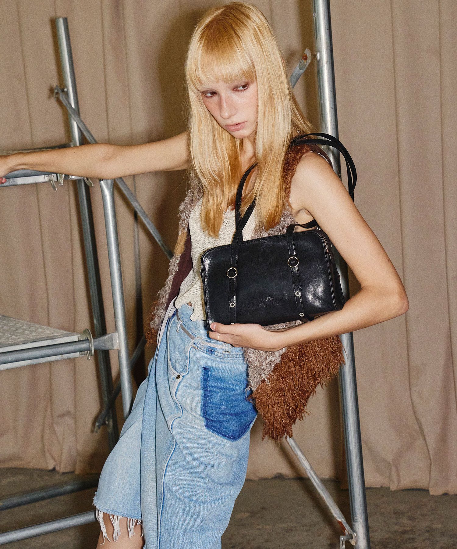☆SAND MUSEUM☆ SADDLE STRAP BAG Black SM1B0006 MUSINSA | SAND MUSEUM SADDLE STRAP BAG [Black]