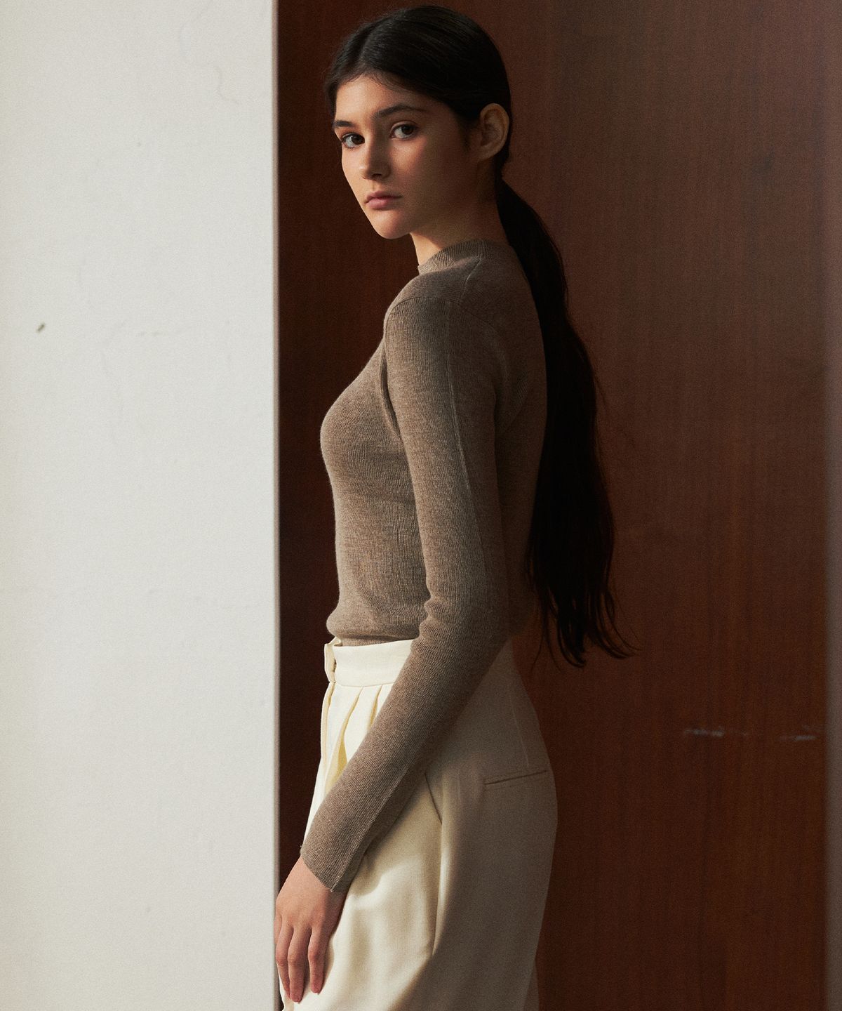 랭5(LANG5) [YANNE] WOOL TURTLENECK KNIT [얀느] 울 터틀넥 니트_베이지