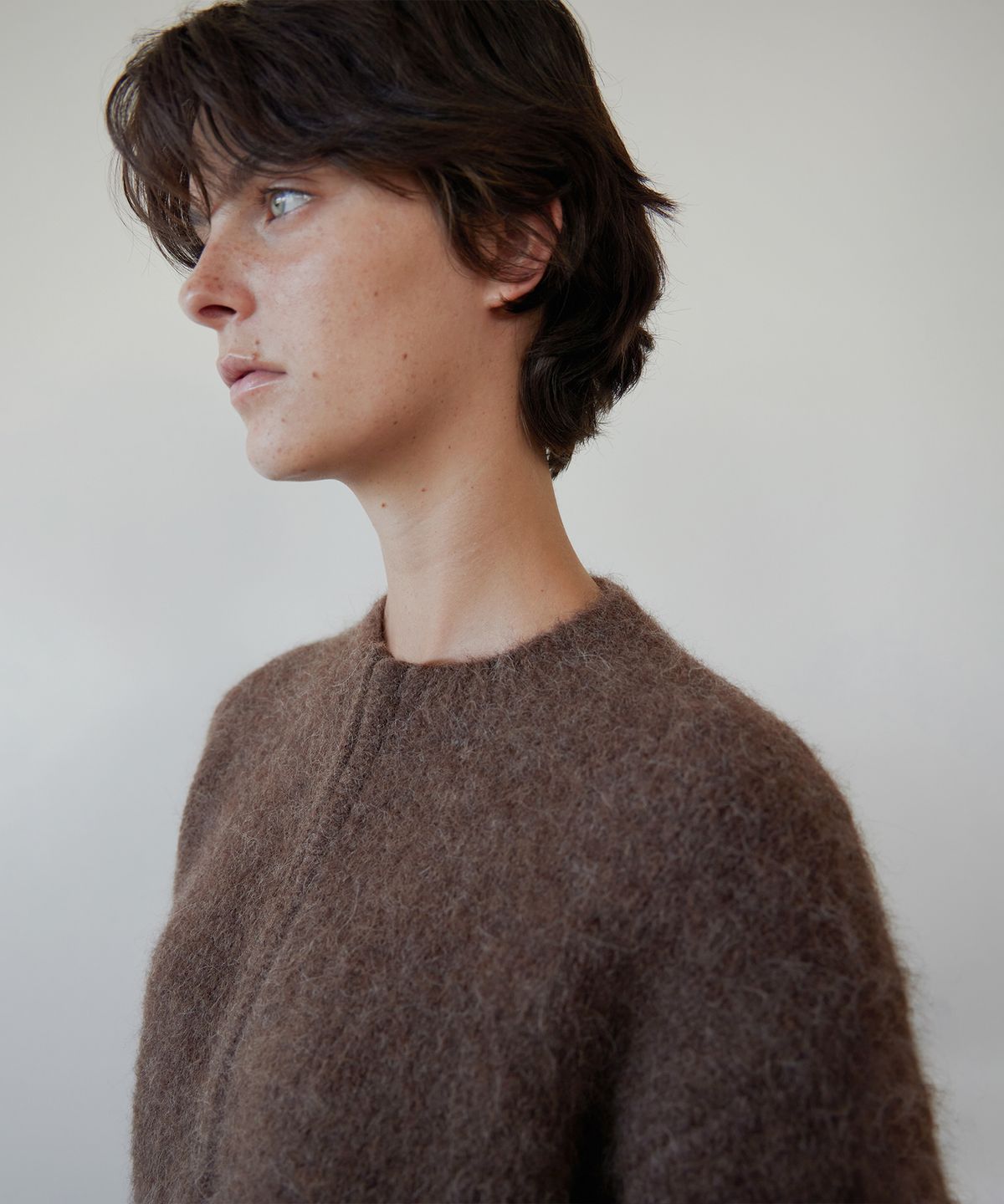 르바(LEVAR) Cloudy Alpaca Zip-up Knit - Brownie Brown