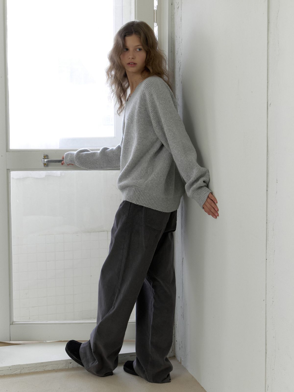더미튼(THEMITTEN) Corduroy banding pants (charcoal)