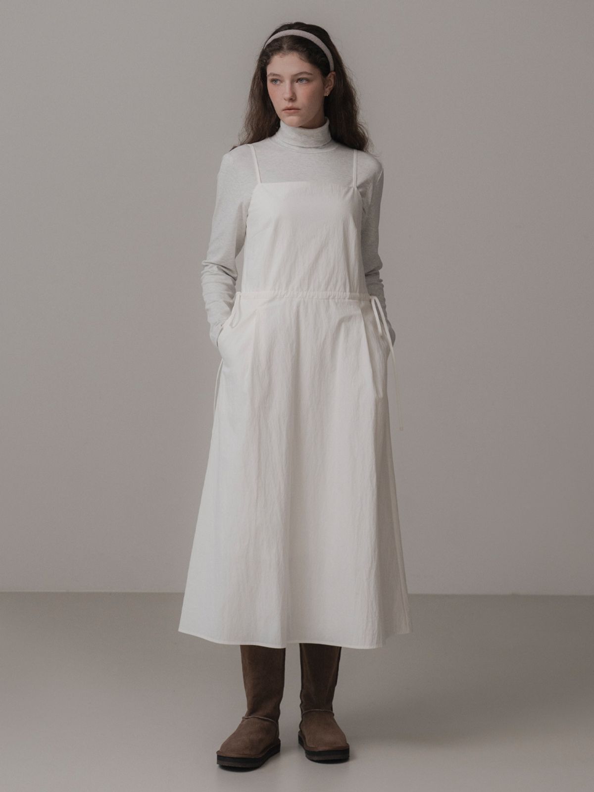 더미튼(THEMITTEN) Pino strap one-piece (white)