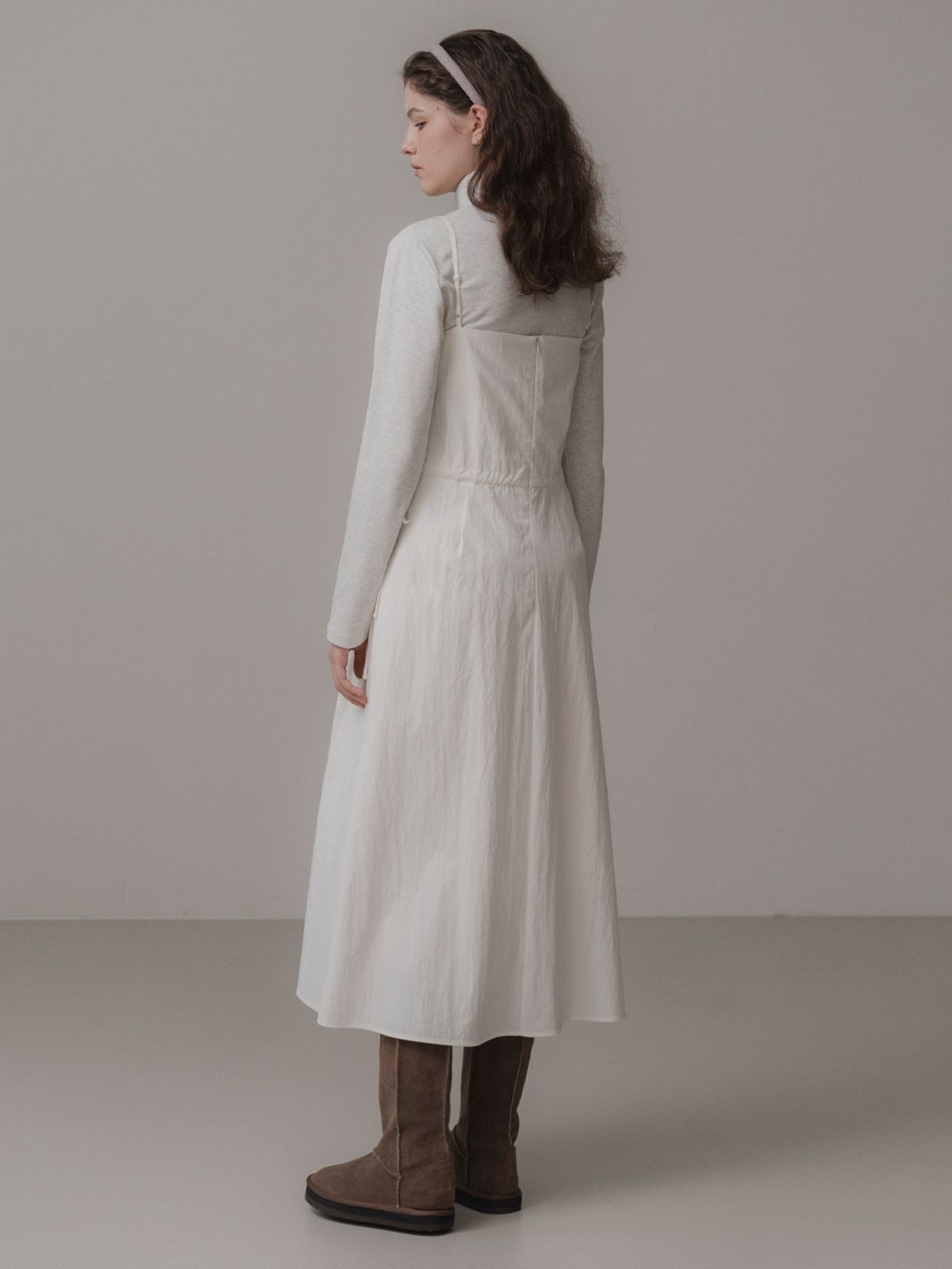 더미튼(THEMITTEN) Pino strap one-piece (white)