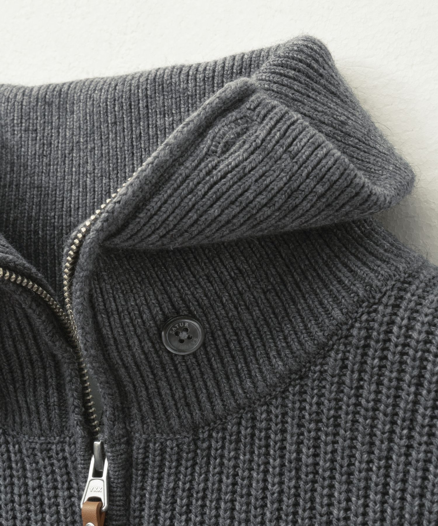 MUSINSA | SATUR Button up sailor half knit zip-up charcoal