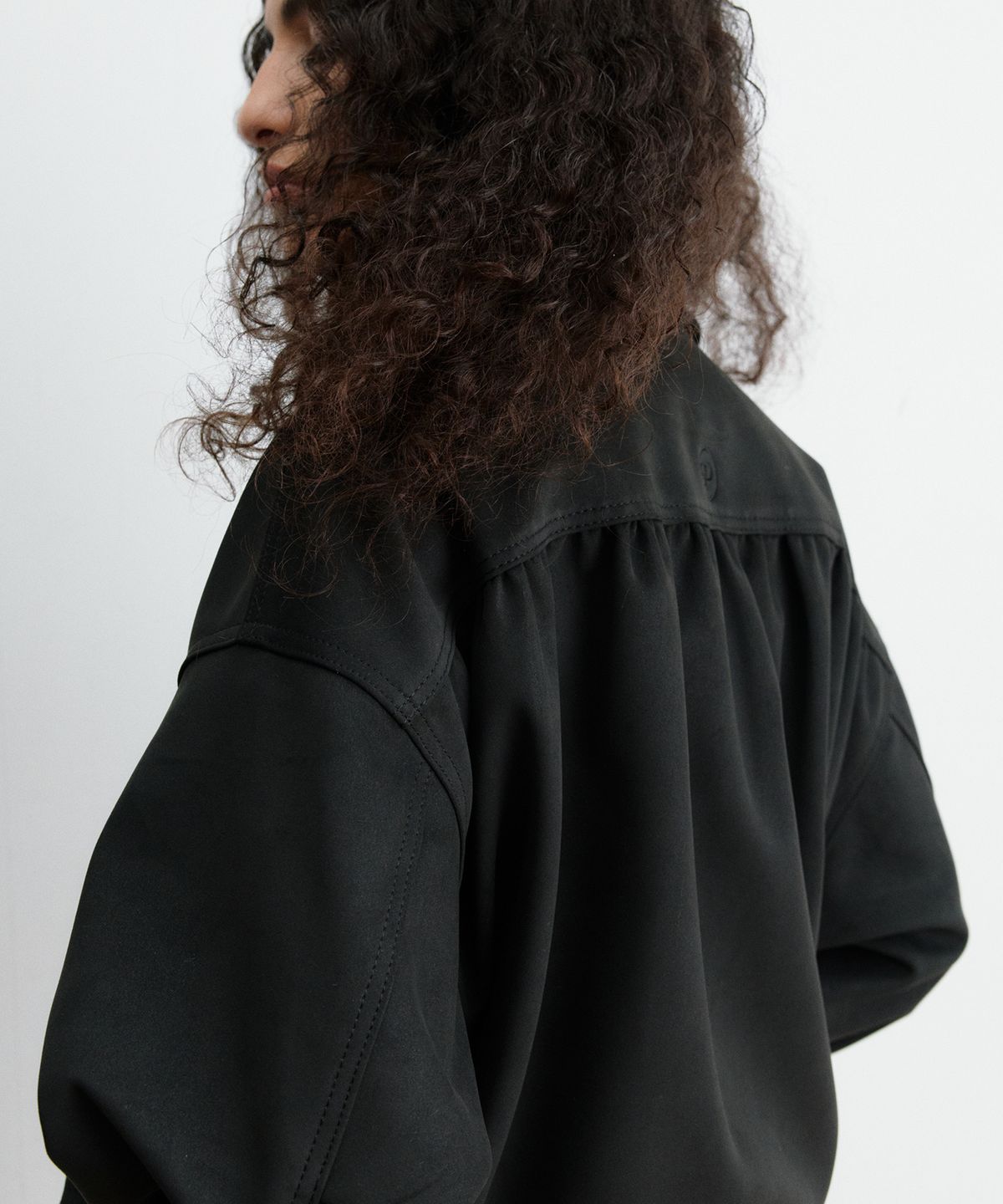 크리스틴프로젝트(CHRISTINE PROJECT) CP VEGAN SUEDE BOMBER JACKET(2COLORS)