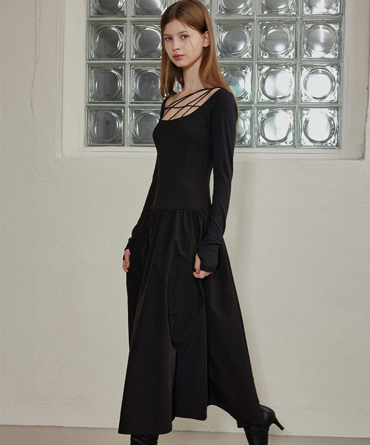 하이버넷(HYBERNAT) String Waist Stitch Long Dress - BLACK