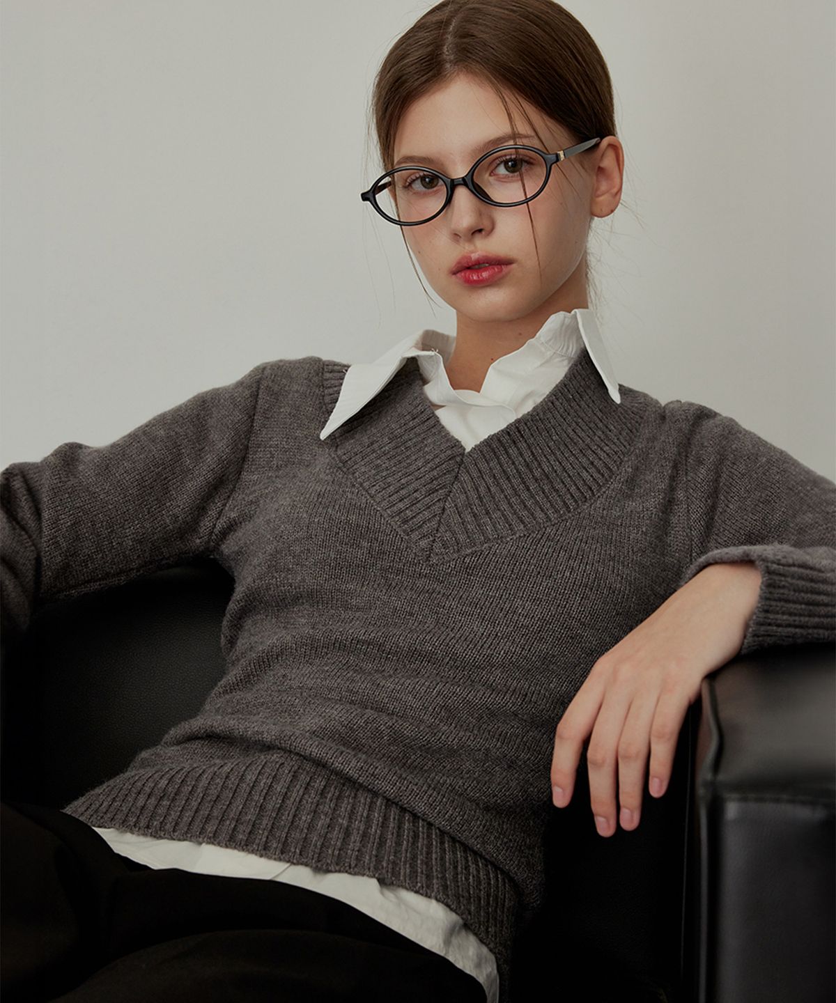 하이버넷(HYBERNAT) Versailles V-neck knit - GRAY