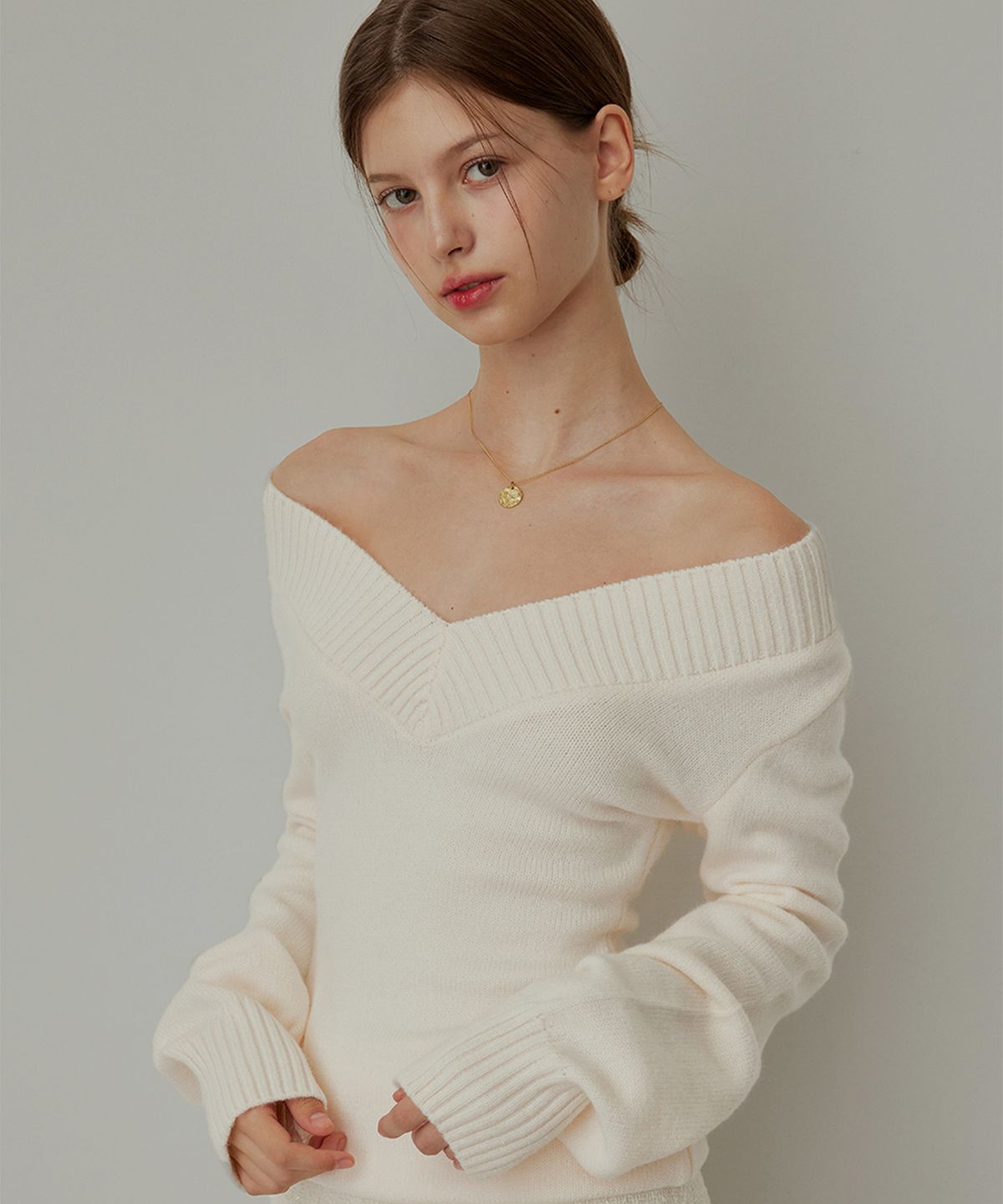 하이버넷(HYBERNAT) Versailles V-neck knit - IVORY