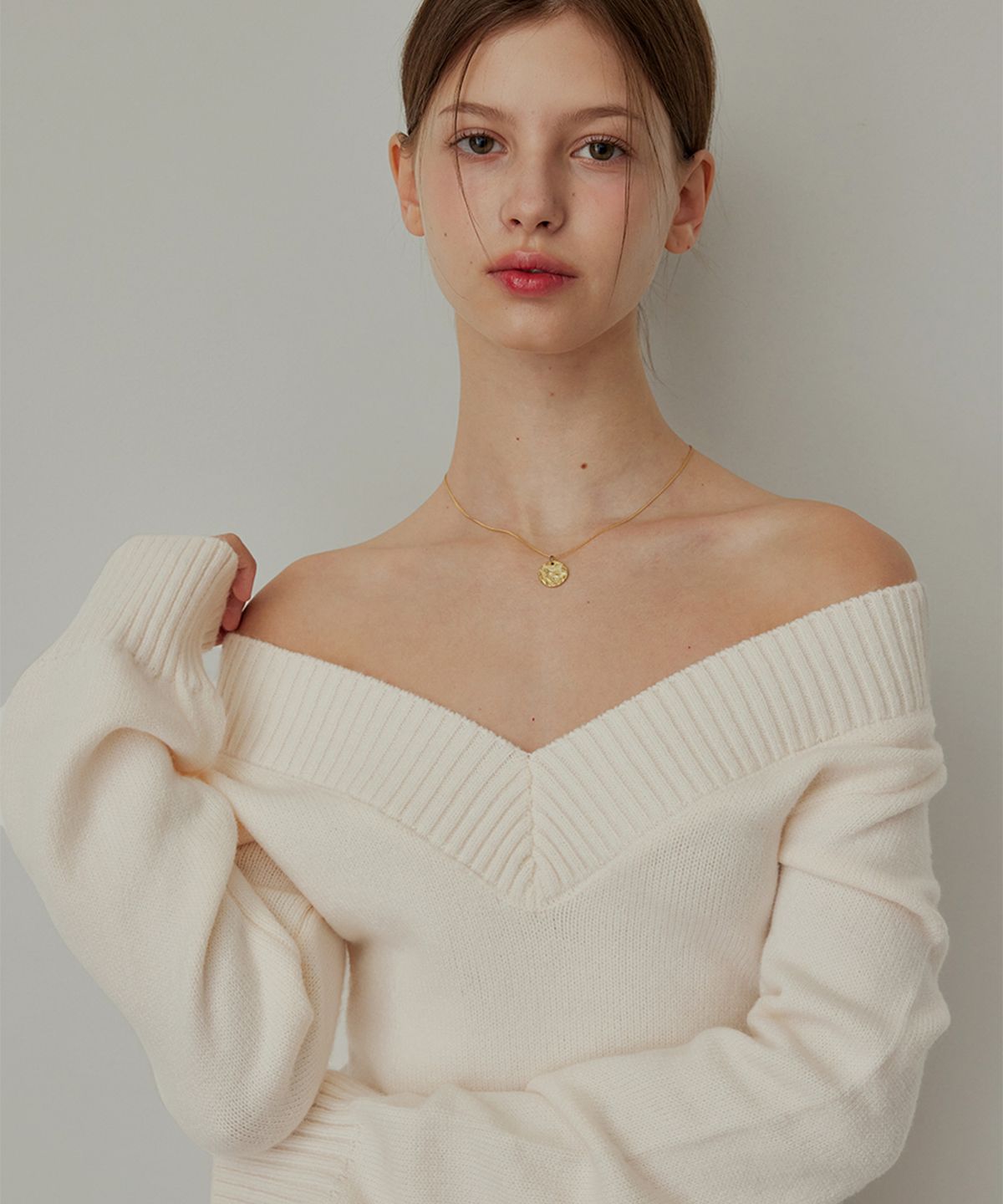 하이버넷(HYBERNAT) Versailles V-neck knit - IVORY