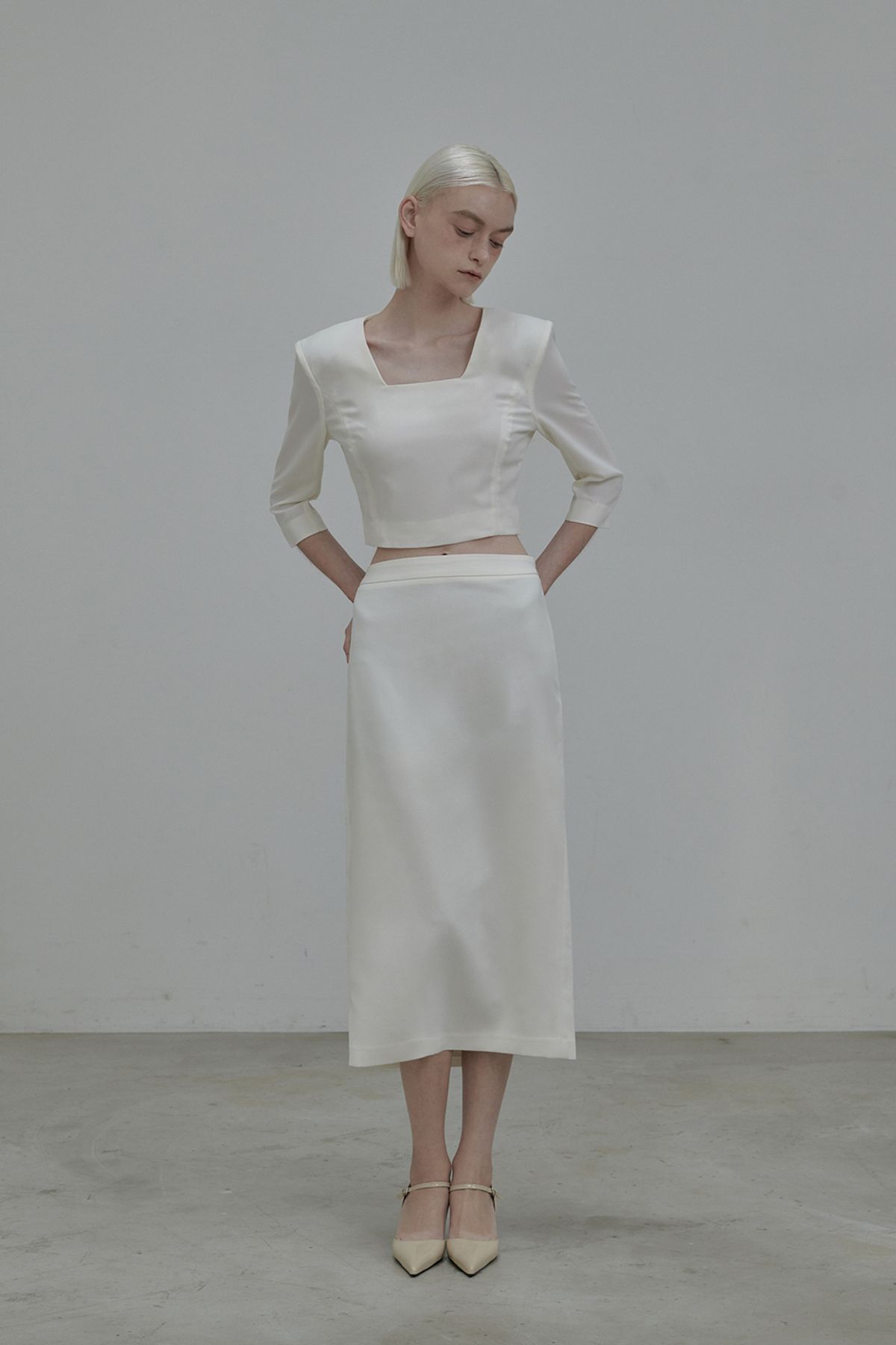 마우솔레움(MAU SOLEUM) Hourglass Long Skirt - Ivory