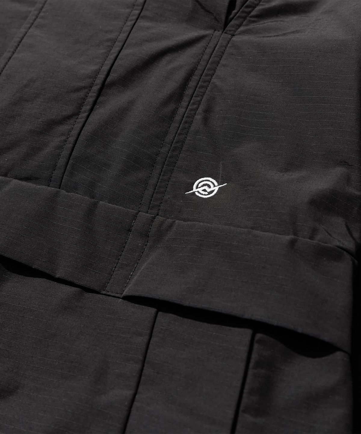 칼라파타르(KALAPATTHAR) Nylon RIB Pullover Jacket - BLACK