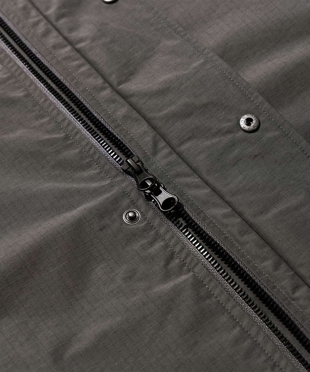 칼라파타르(KALAPATTHAR) Nylon RIB Flash Line Jacket - GREY