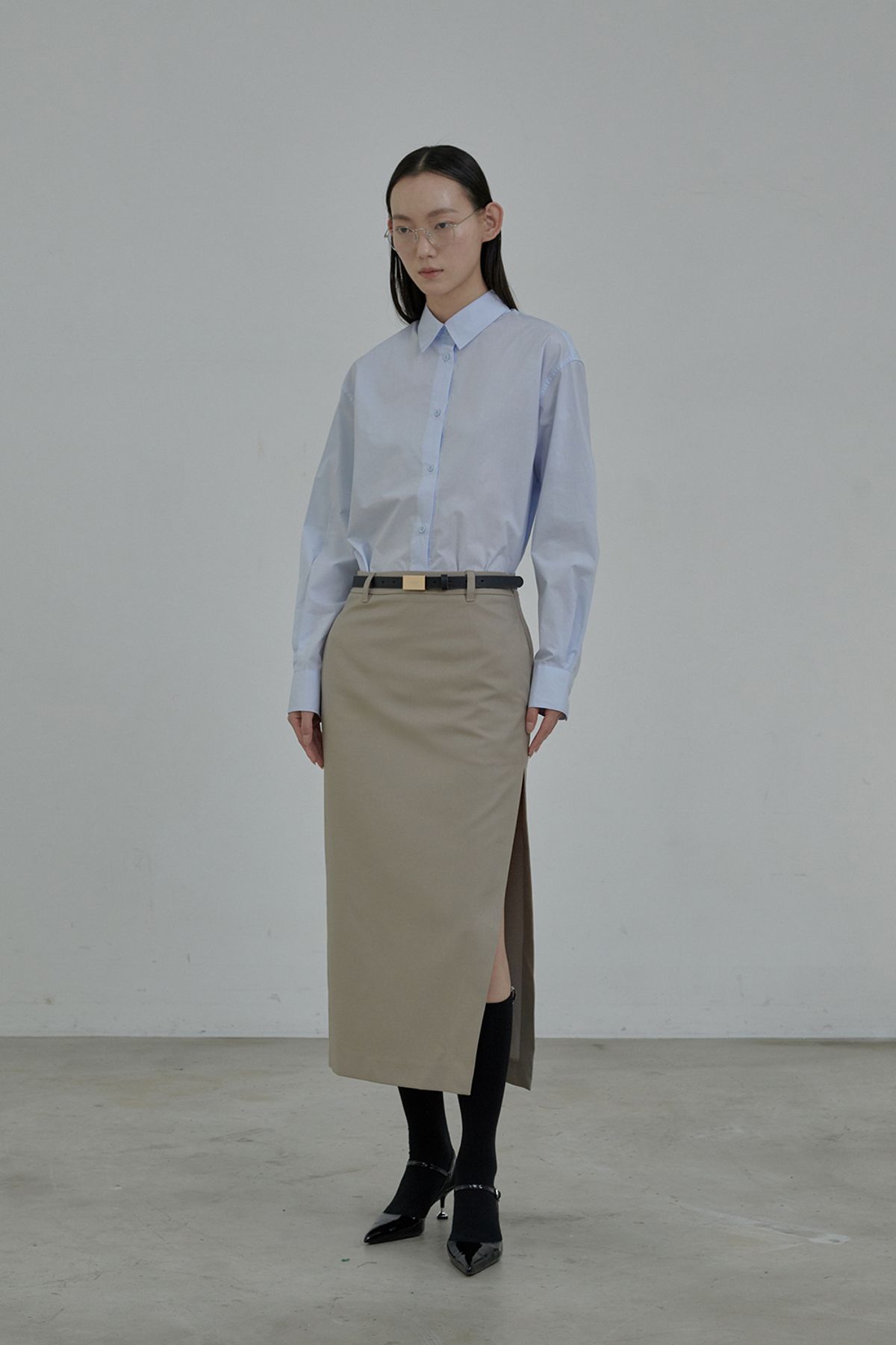 마우솔레움(MAU SOLEUM) Slit Long Suit Skirt - Beige