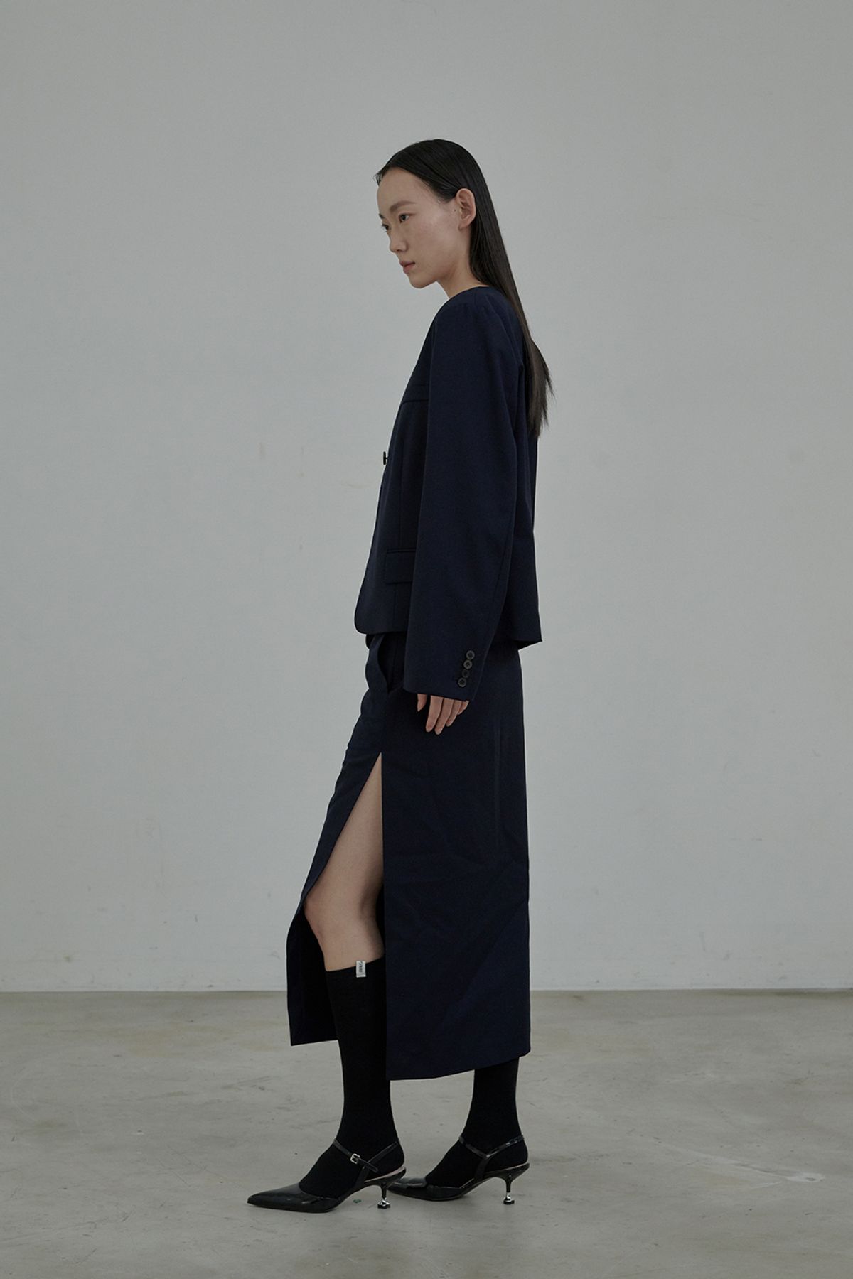 마우솔레움(MAU SOLEUM) Slit Long Suit Skirt - Navy