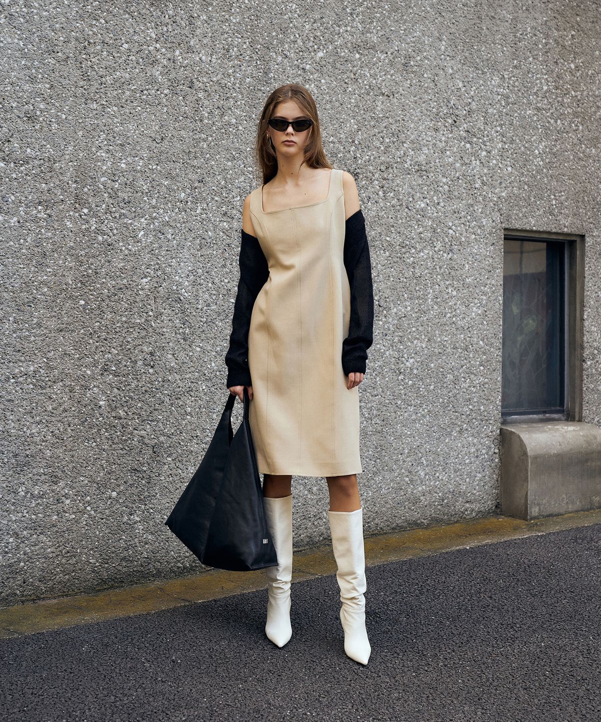 르네제이(RENEJ) Square Neck Dress