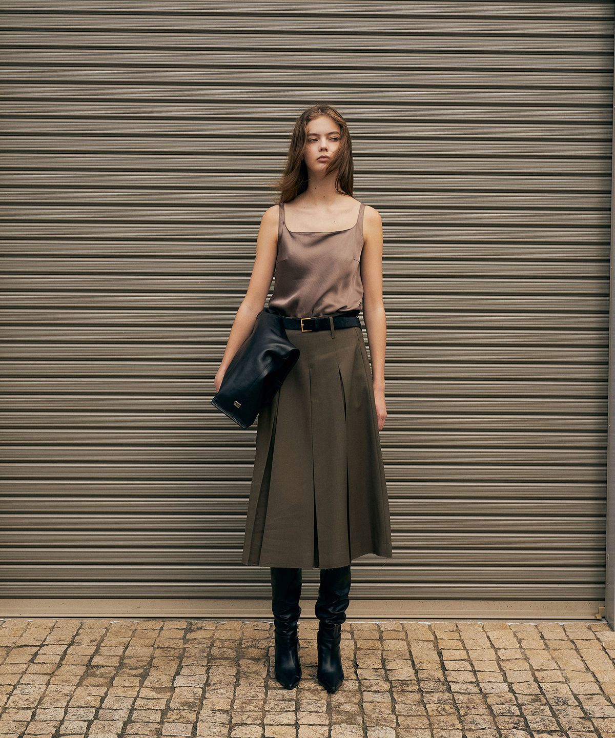 르네제이(RENEJ) Burn Pleated Long Skirt
