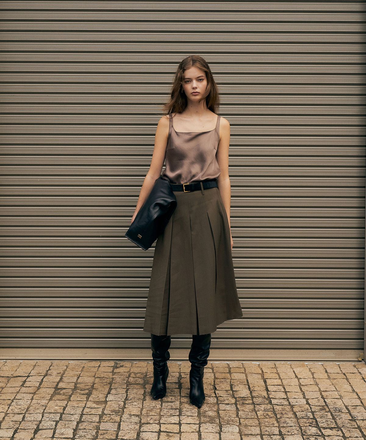 르네제이(RENEJ) Burn Pleated Long Skirt