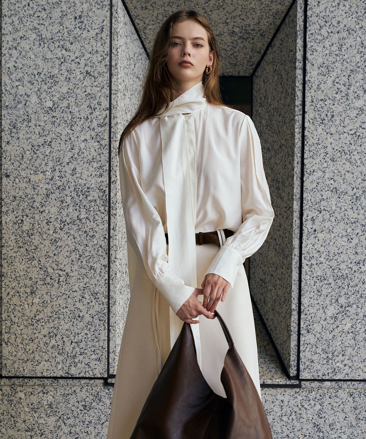 르네제이(RENEJ) Collar Scarf Tie Blouse