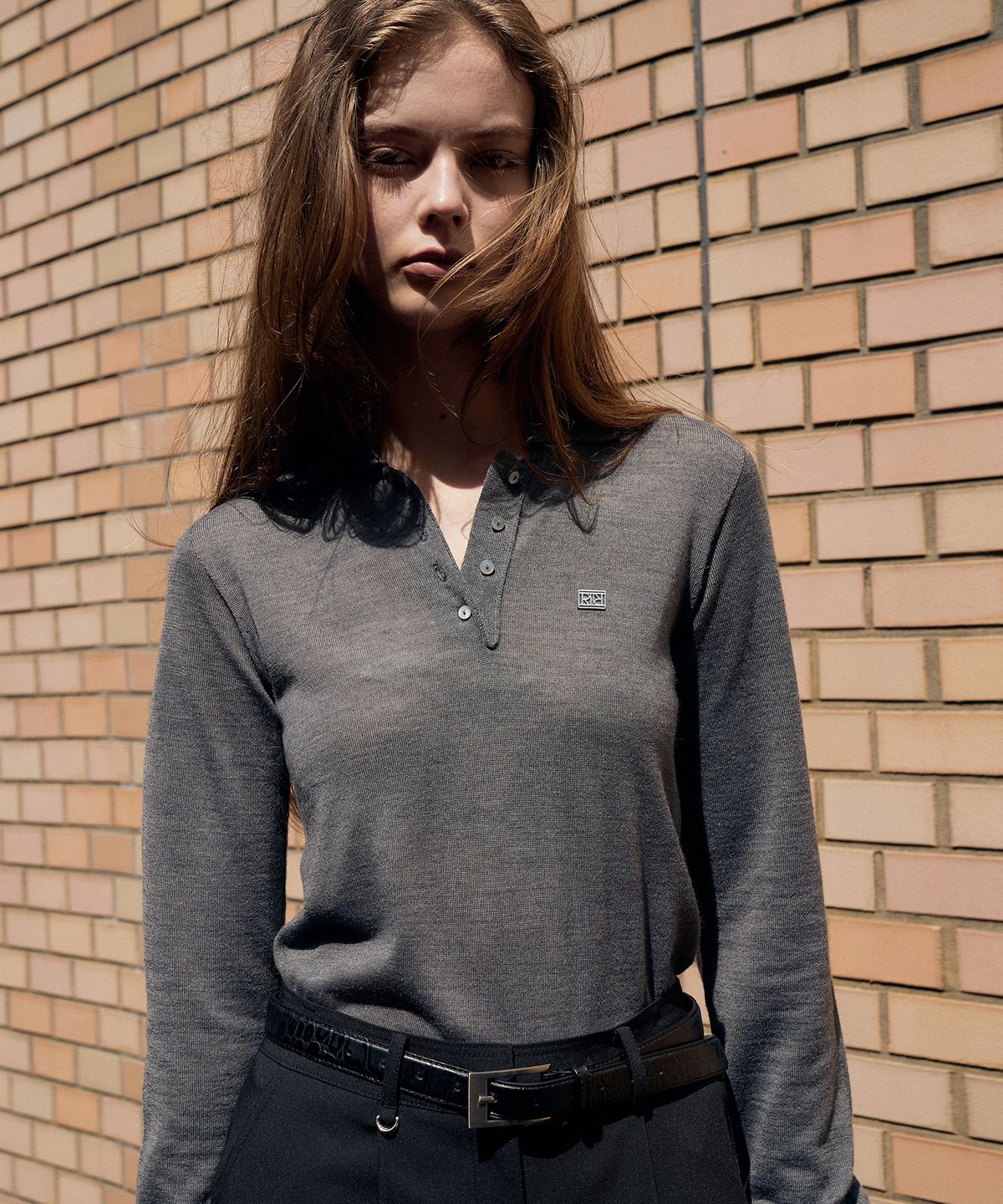 르네제이(RENEJ) Collar Button Knit